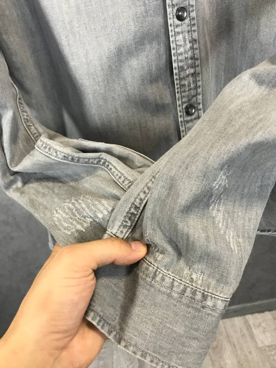 Allsaints Allsaints designer distressed denim shirt Size US S / EU 44-46 / 1 - 5 Thumbnail