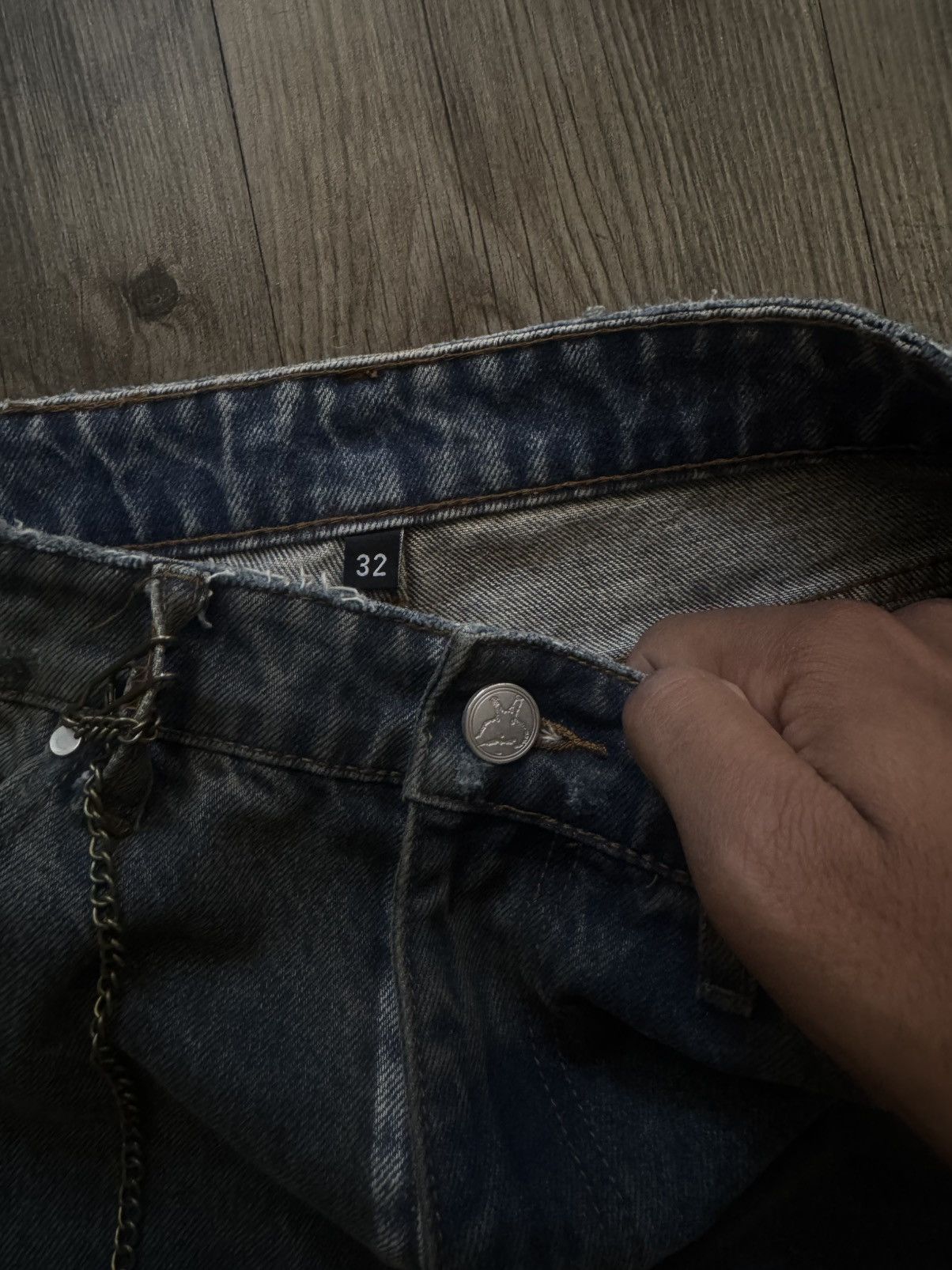 Basketcase Gallery Distressed zombie baggy denim