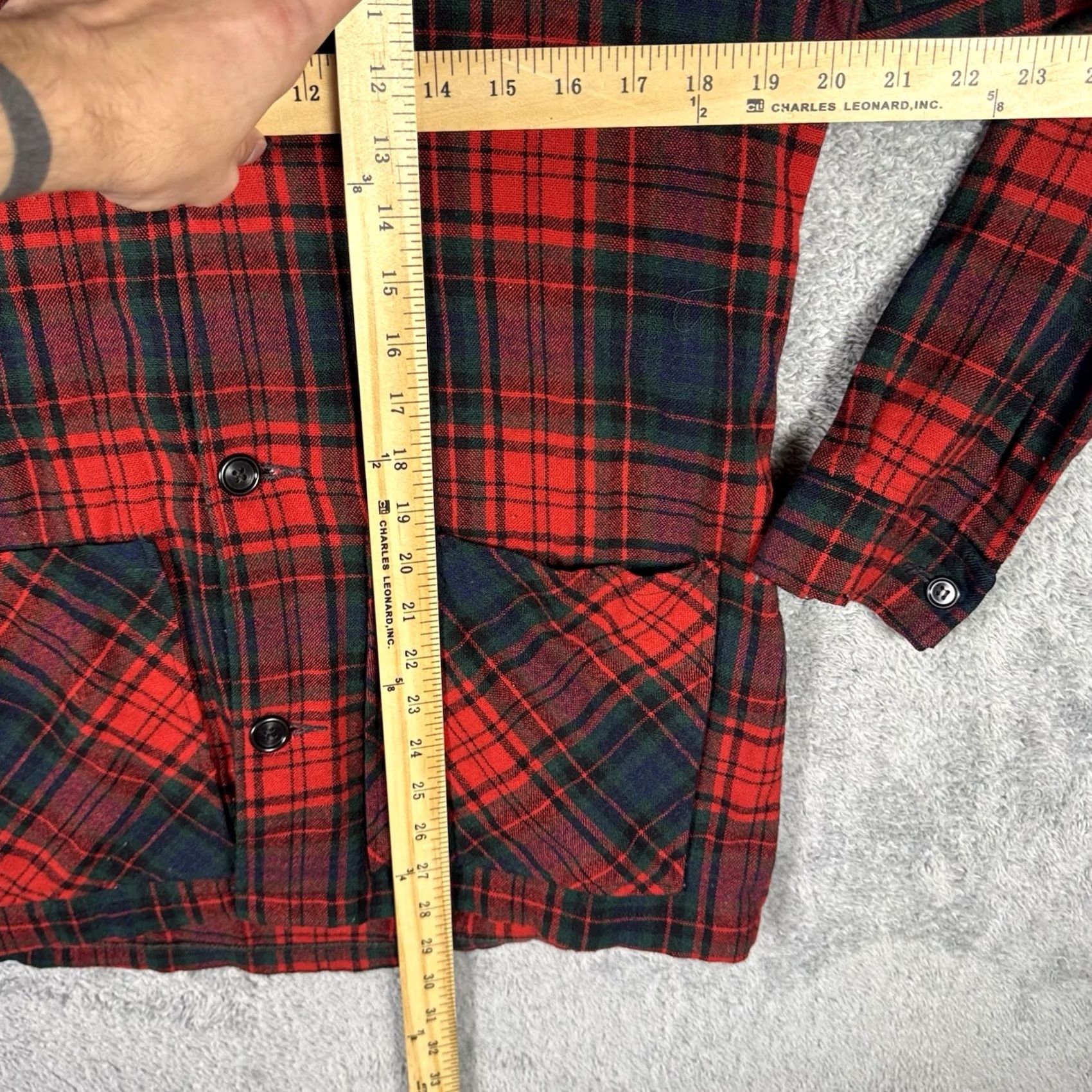 Vintage VINTAGE Woolrich Jacket Women M Shirt Shacket Cargo Pocket Wool Tartan Plaid 90s Size M / US 6-8 / IT 42-44 - 6 Thumbnail
