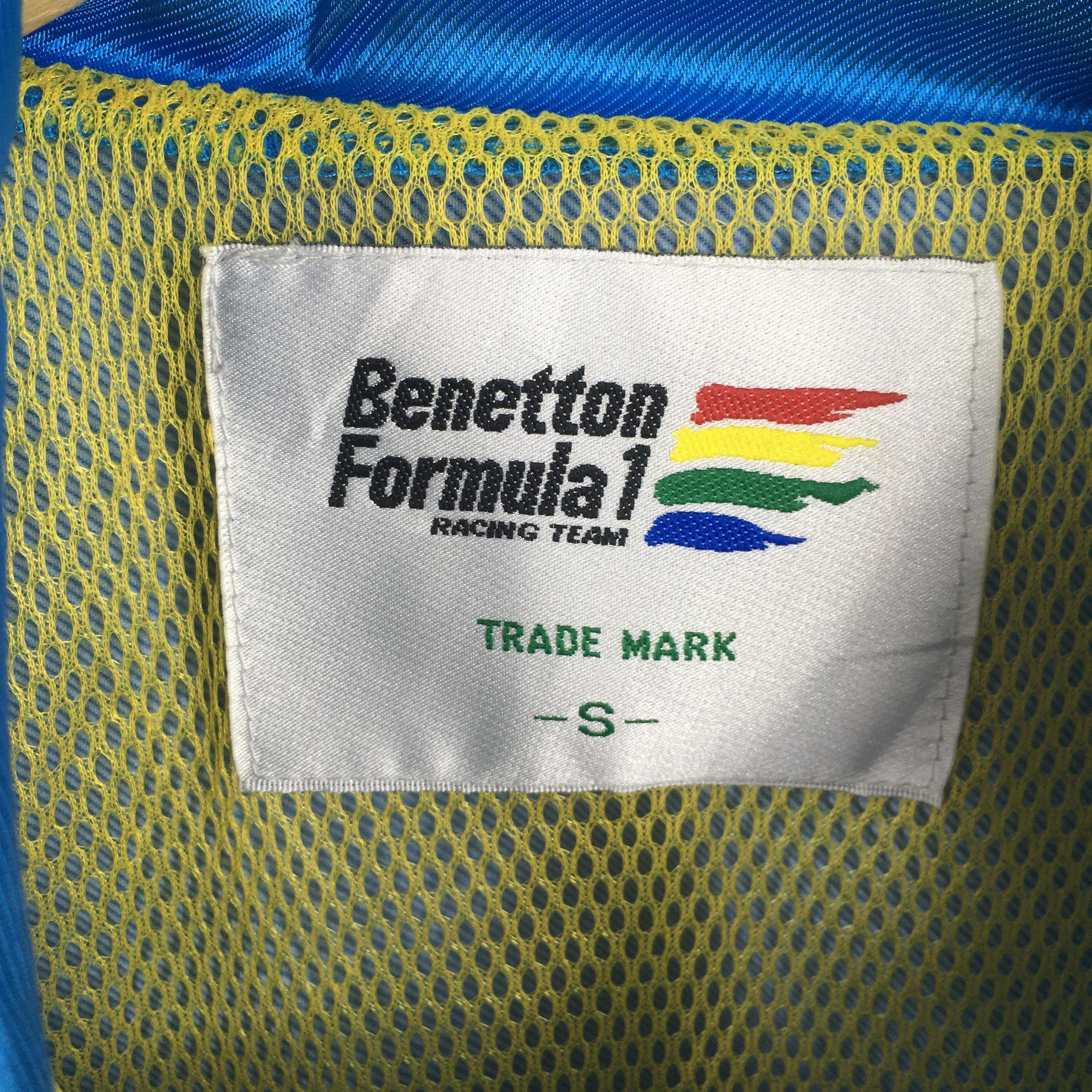 Benetton Vintage Benetton Formula One Windbreaker Blue Jacket Small Size US S / EU 44-46 / 1 - 4 Thumbnail