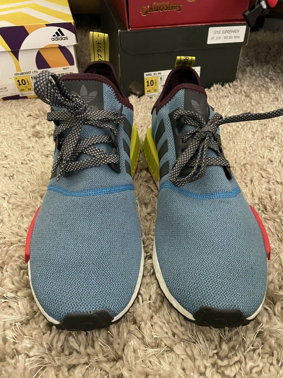 Adidas Villa x Adidas NMD_R1 Villa Exclusive Size US 11 / EU 44 - 4 Thumbnail