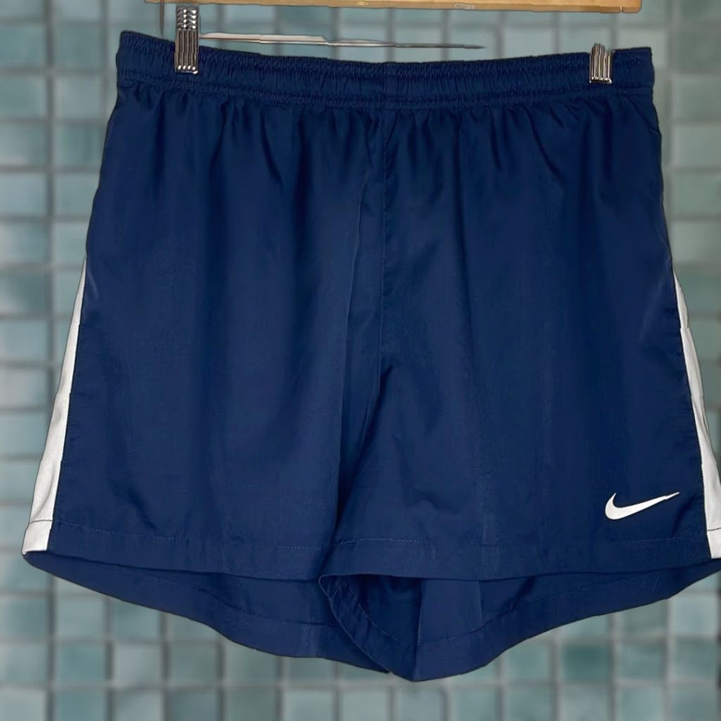 Nike Nike Women’s Navy Blue Running Shorts xl Size 40" / US 18 - 1 Thumbnail