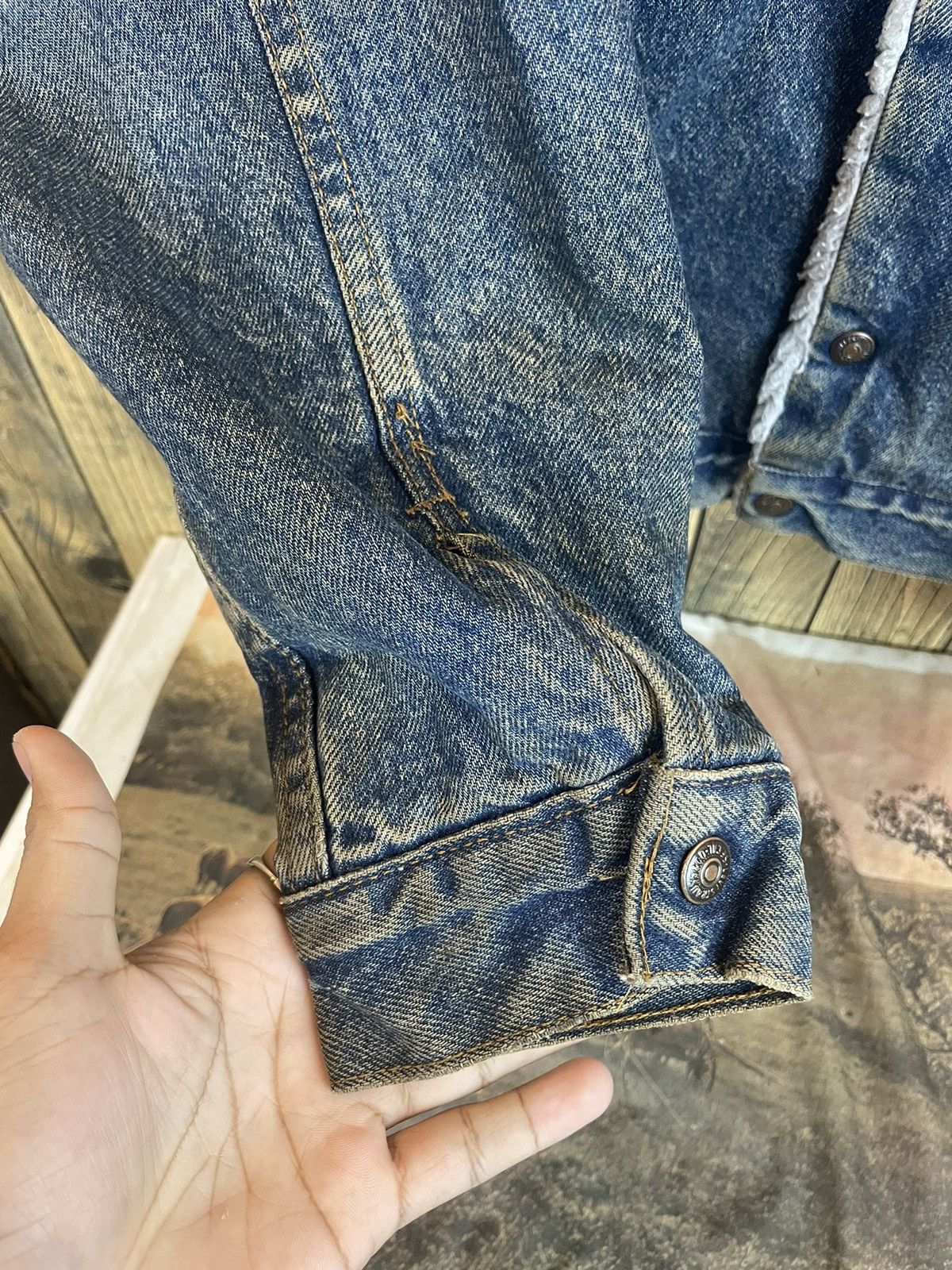 Levi's × Vintage Vintage Levis Denim Jacket Sherpa Made In Usa Size US M / EU 48-50 / 2 - 2 Thumbnail