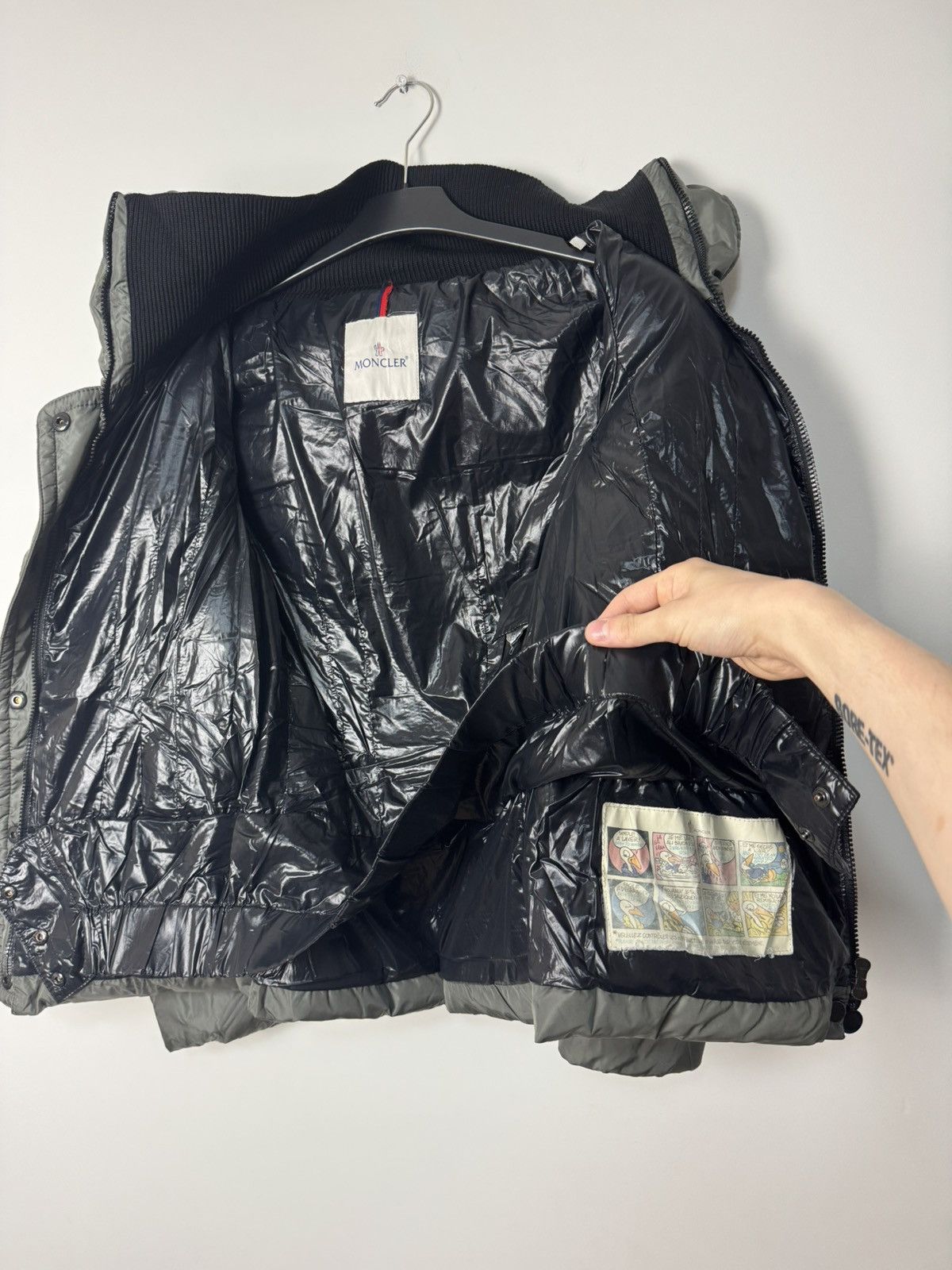 Moncler Moncler Vosges Down Jacket Olive Green Luxury Designer Size S / US 4 / IT 40 - 11 Thumbnail