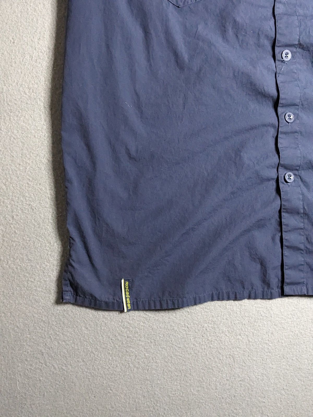 Rocawear Vtg Rocawear Work Shirt Button Down Men’s XL Y2K Embroidered Size US XL / EU 56 / 4 - 4 Thumbnail