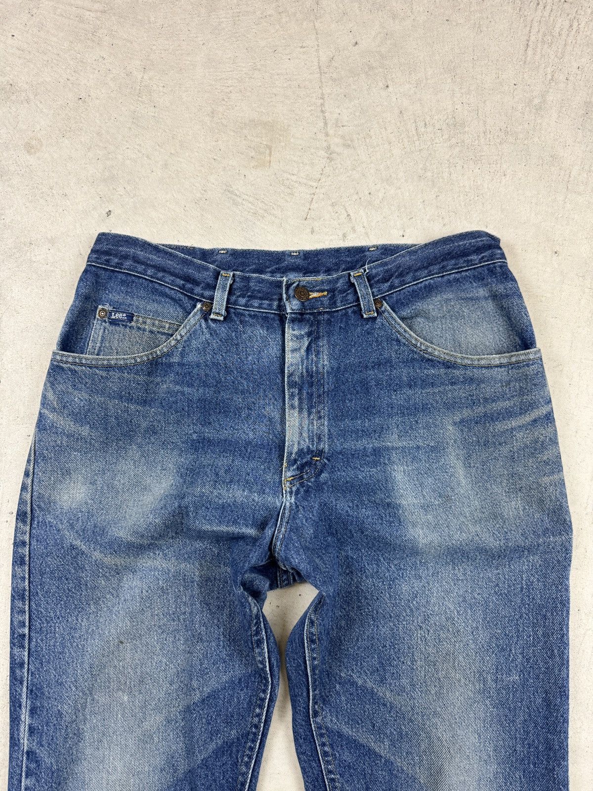 Lee × Vintage Vintage Lee Faded Denim Jeans Size US 36 / EU 52 - 3 Thumbnail