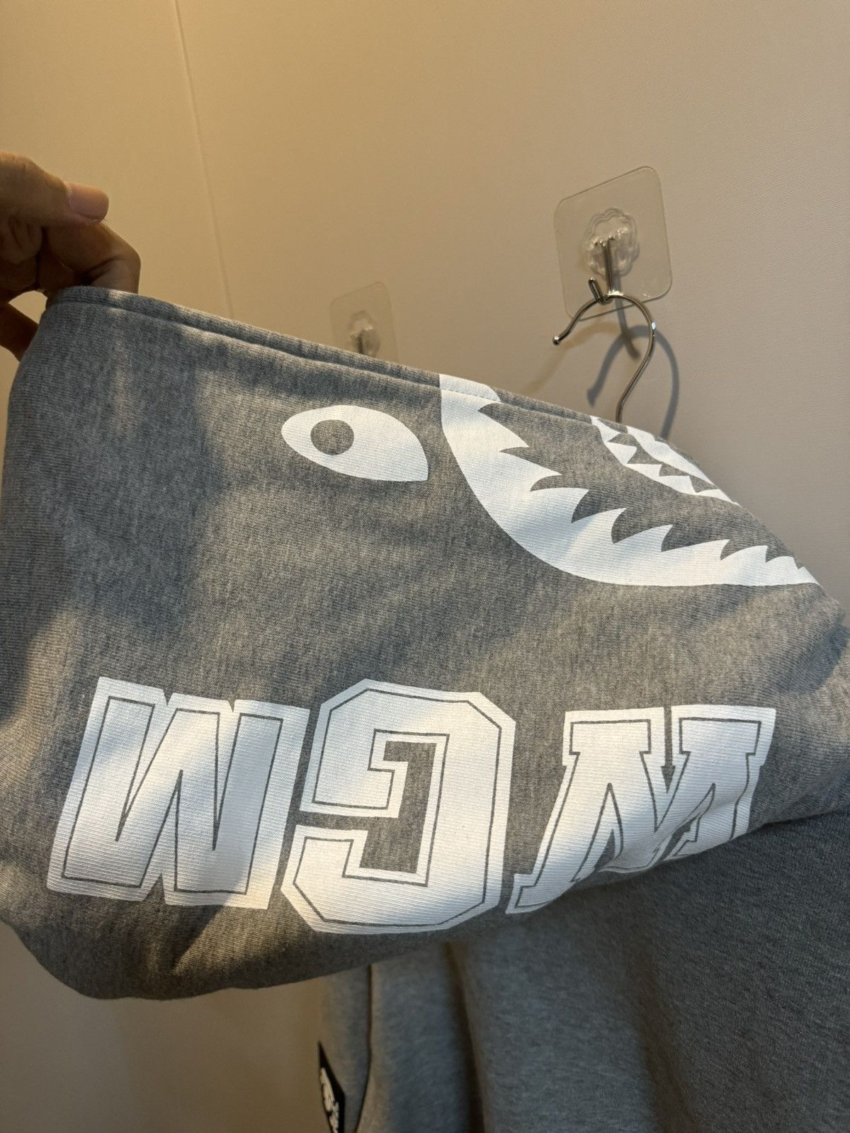 Bape BAPE SHARK HOODIE Size US XL / EU 56 / 4 - 4 Thumbnail