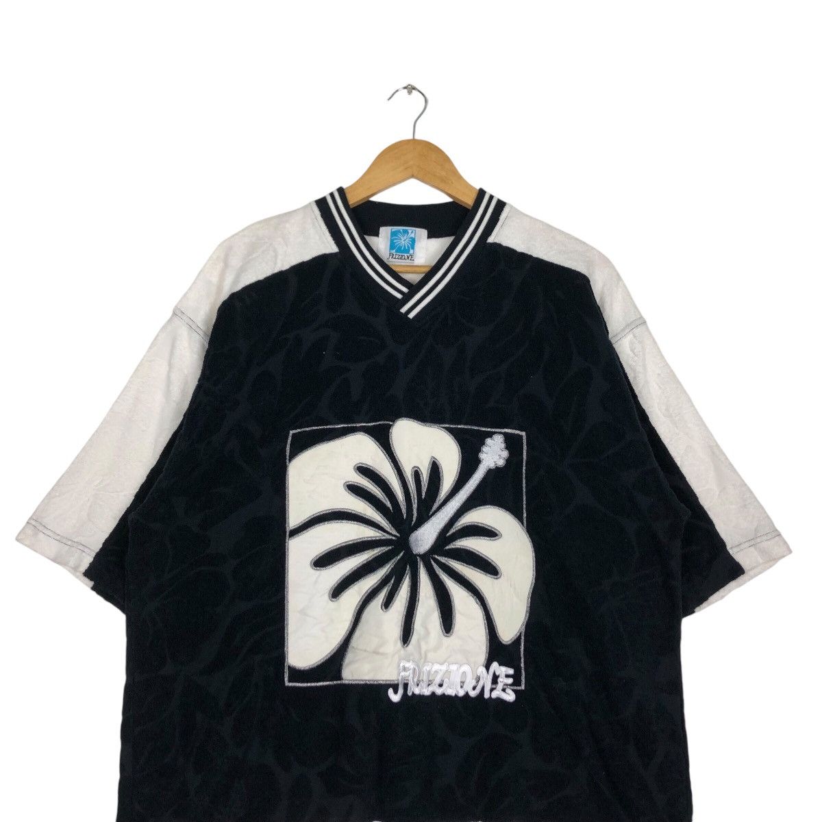 Japanese Brand × Vintage Vintage Frizione Shirt Japanese Brand Large Streetwear Size US L / EU 52-54 / 3 - 2 Thumbnail