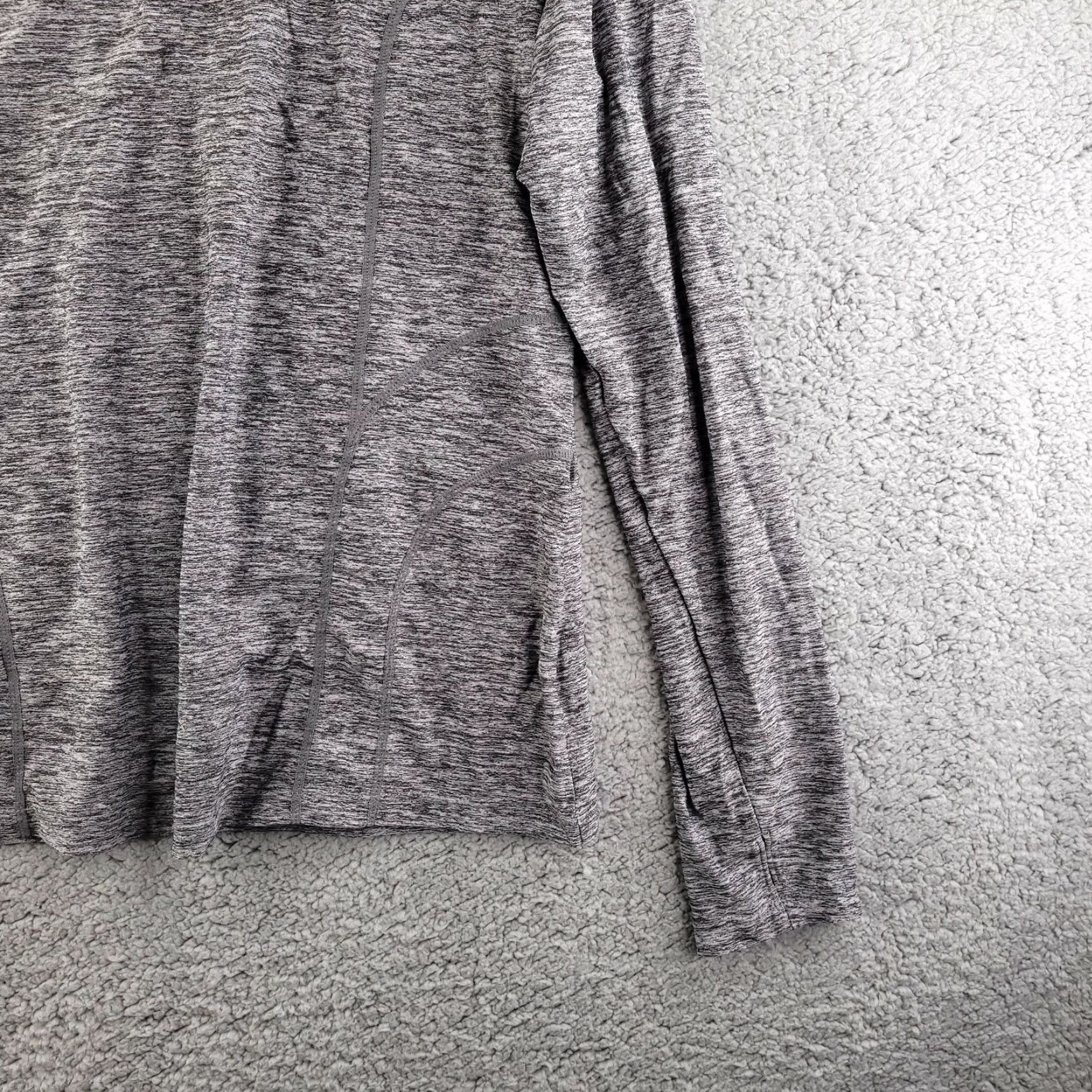 Reebok Reebok Performance Shirt Women's XL gray Running Scoop Neck Athletic Long Sleeve Shirt Size XL / US 12-14 / IT 48-50 - 4 Thumbnail