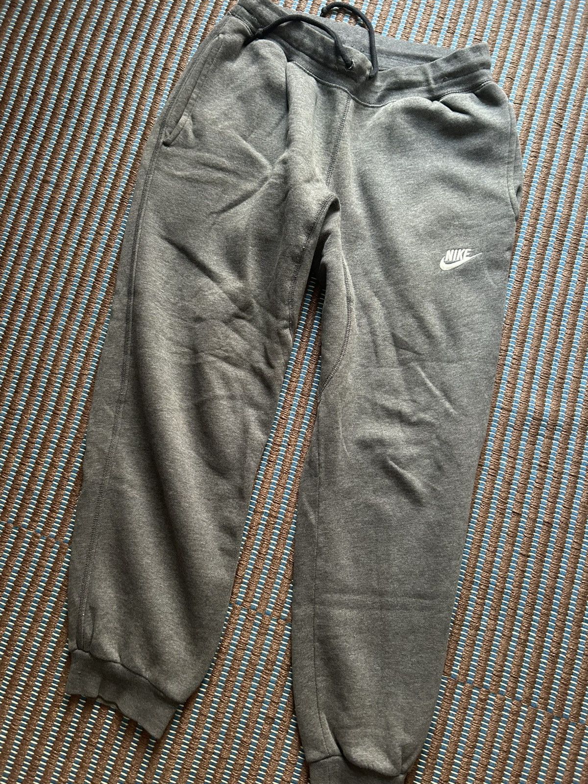 Nike Nike Joggers Size US 32 / EU 48 - 1 Thumbnail