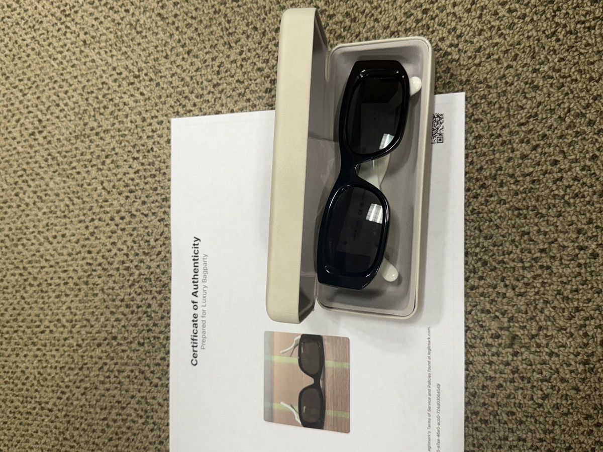 Chanel Chanel Black & White Sunglasses Size ONE SIZE - 11 Thumbnail
