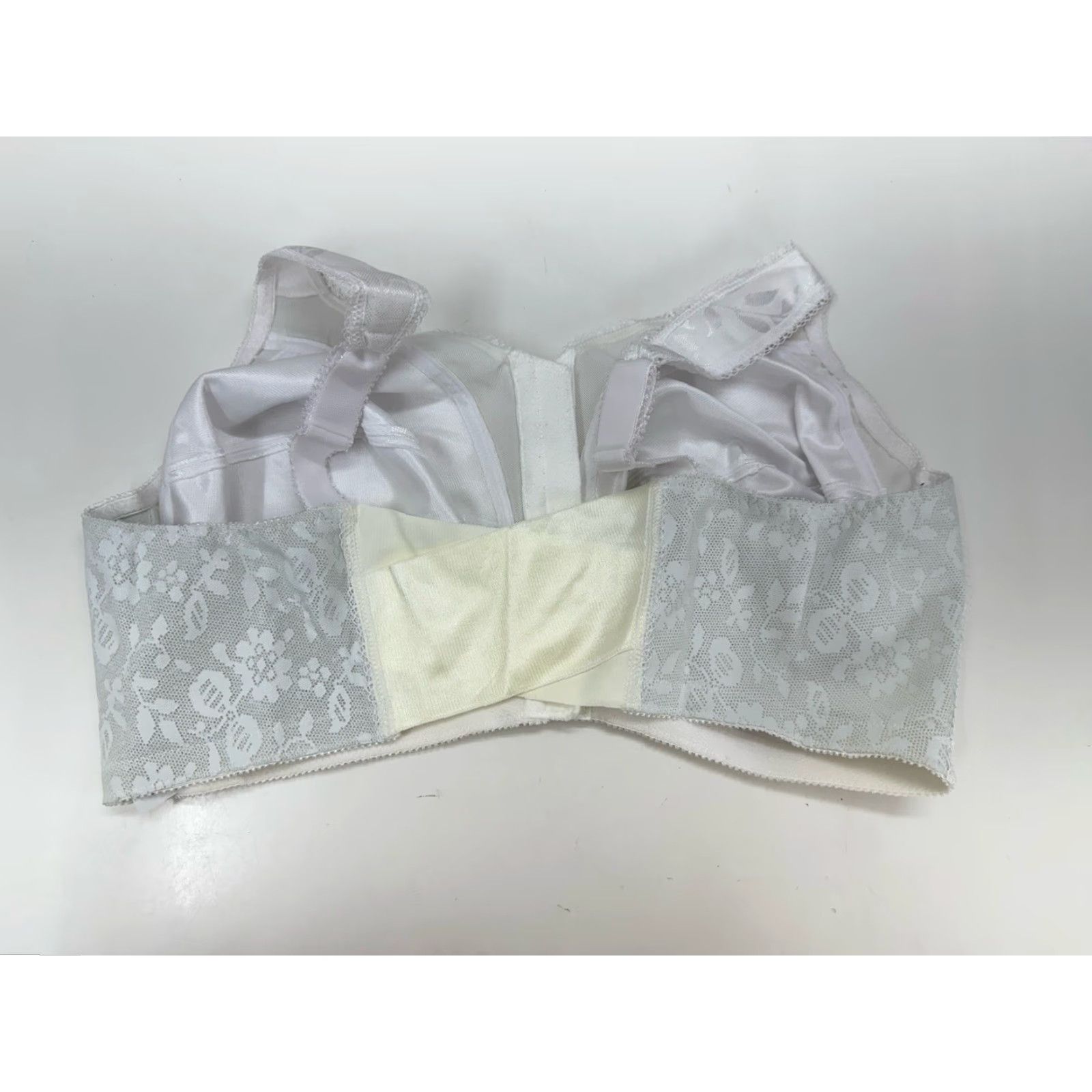 Vintage Playtex 18 Hour Womens Bra 42DD White Front Clasp Wirefree 4695 Size ONE SIZE - 6 Thumbnail