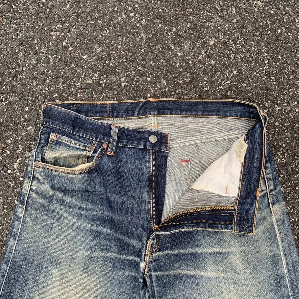 Levi's Levi’s LOT703 Distressed Denim Levis Sun Faded Jeans Pants Size US 34 / EU 50 - 7 Thumbnail