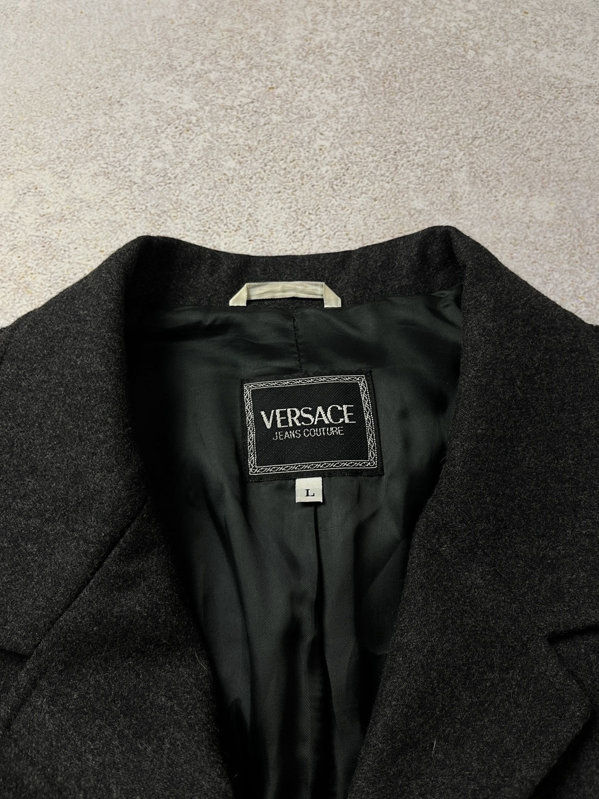 Versace Jeans Couture DDP VTG VERSACE JEANS COUTURE WOOL COAT SIZE L Size US L / EU 52-54 / 3 - 7 Thumbnail