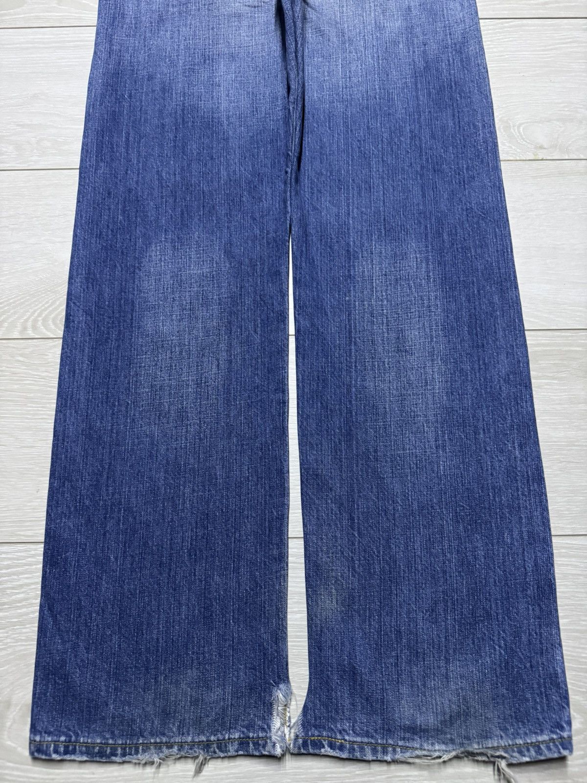 Levi's Vintage Levis 501 Faded Wash Distressed Loose Jeans Size US 31 - 6 Thumbnail