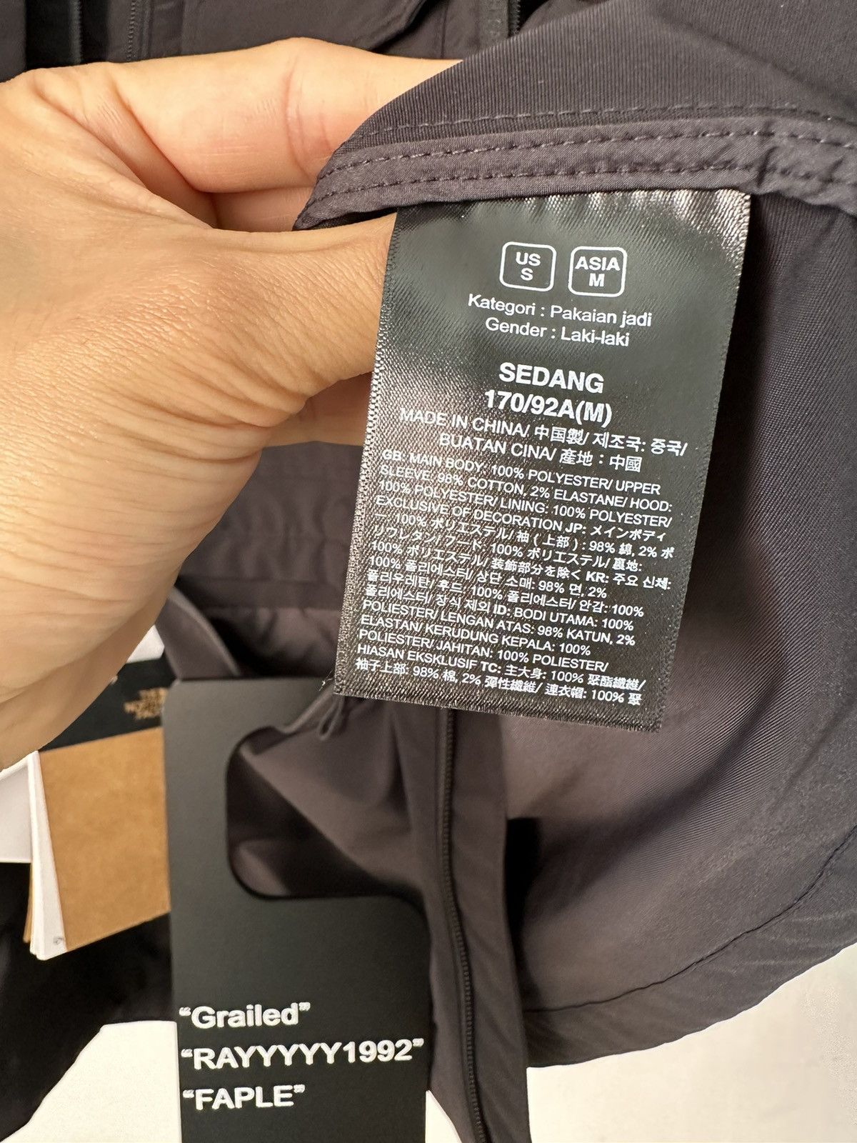 Kazuki Kuraishi × The North Face Urban Exploration KAZUKI WOOL HARDSHELL PONCHO JACKET Size US M / EU 48-50 / 2 - 10 Thumbnail