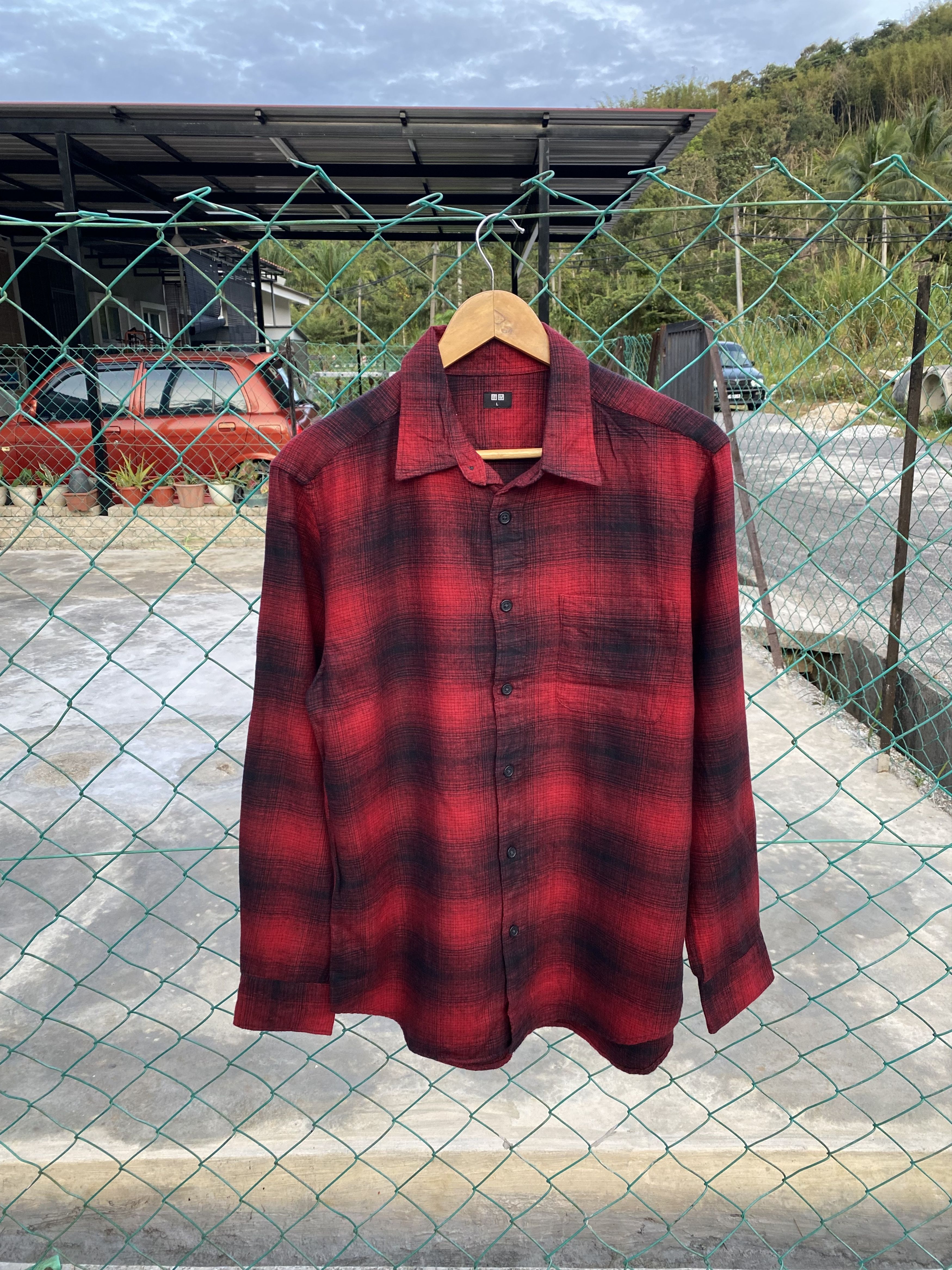 Seditionaries Uniqlo shadow plaid shirts flannel Size US L / EU 52-54 / 3 - 1 Thumbnail