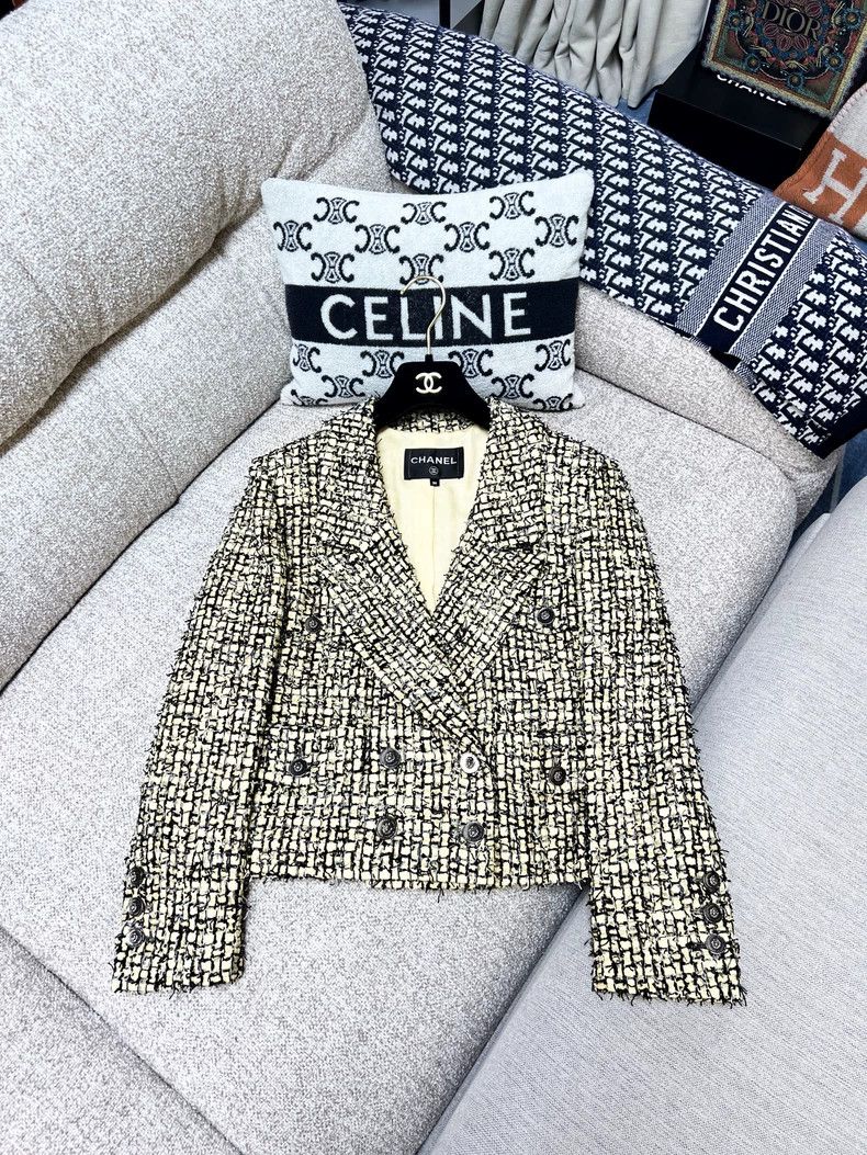 Chanel Chanel Black woven tweed jacket Size XS / US 0-2 / IT 36-38 - 2 Thumbnail