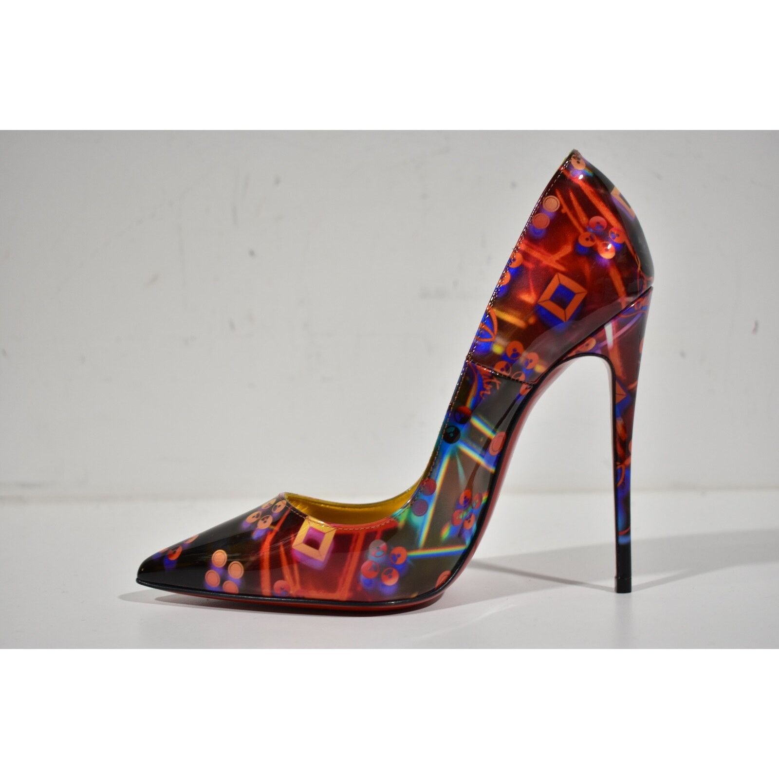 Christian Louboutin Christian Louboutin So Kate 120 Patent Discolaser Red Size US 7.5 / IT 37.5 - 8 Thumbnail