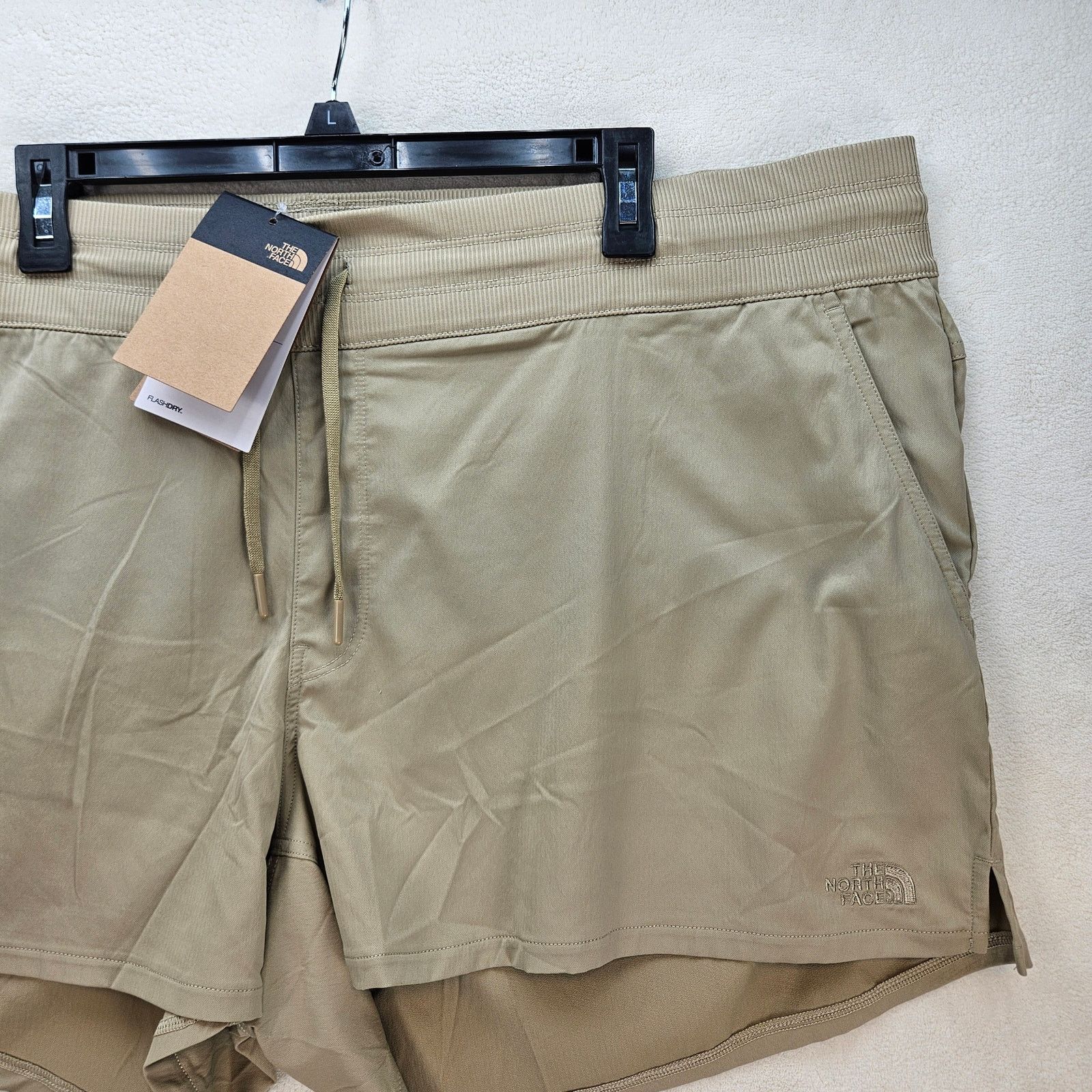 The North Face THE NORTH FACE WOMEN'S 3XL REGULAR FIT APHRODITE MOTION Size 42" / US 20 - 2 Thumbnail