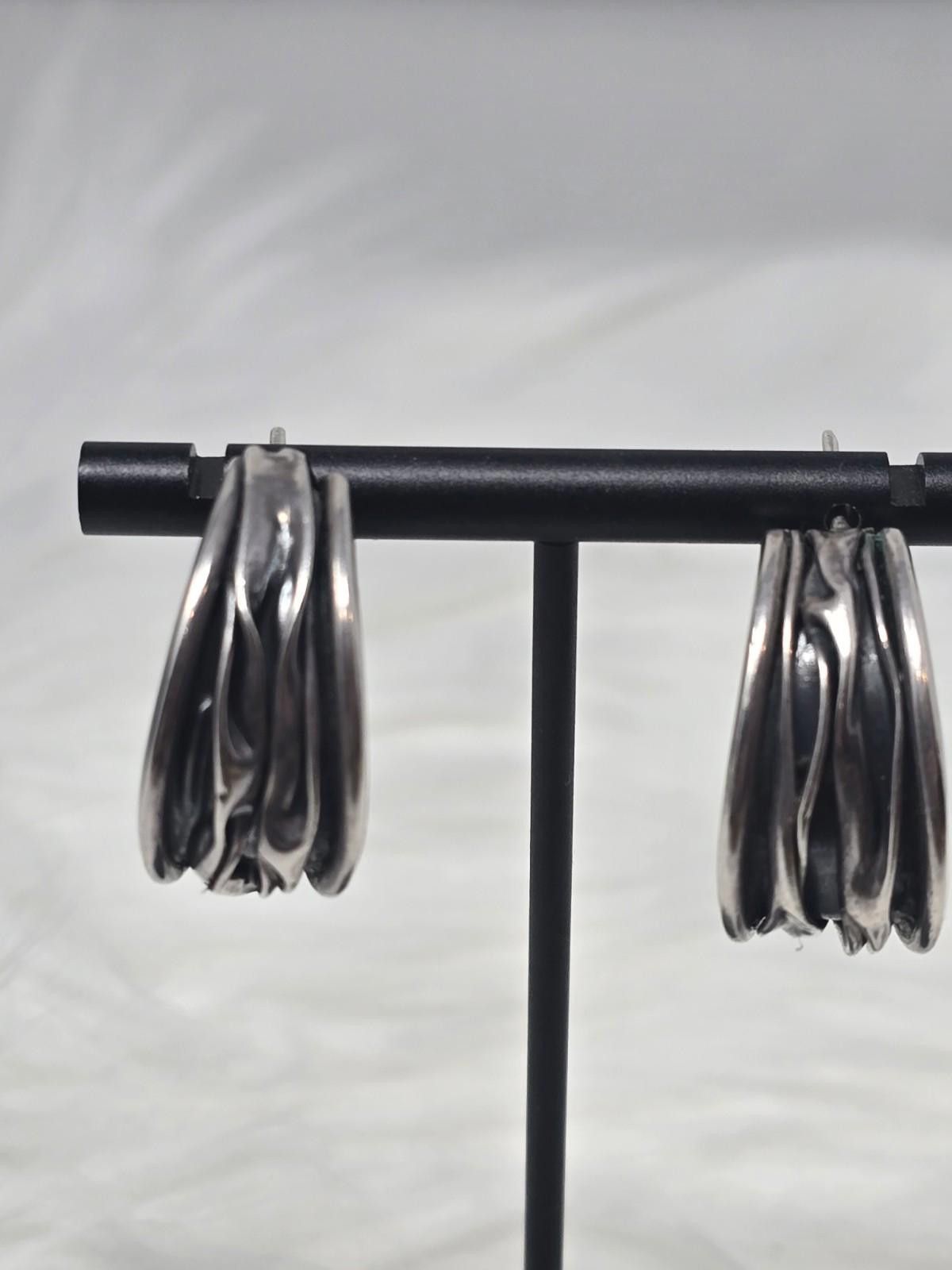 Studio D'Artisan Sterling Silver Artisan Ribbon Hoop Earrings 19g Size ONE SIZE - 1 Thumbnail