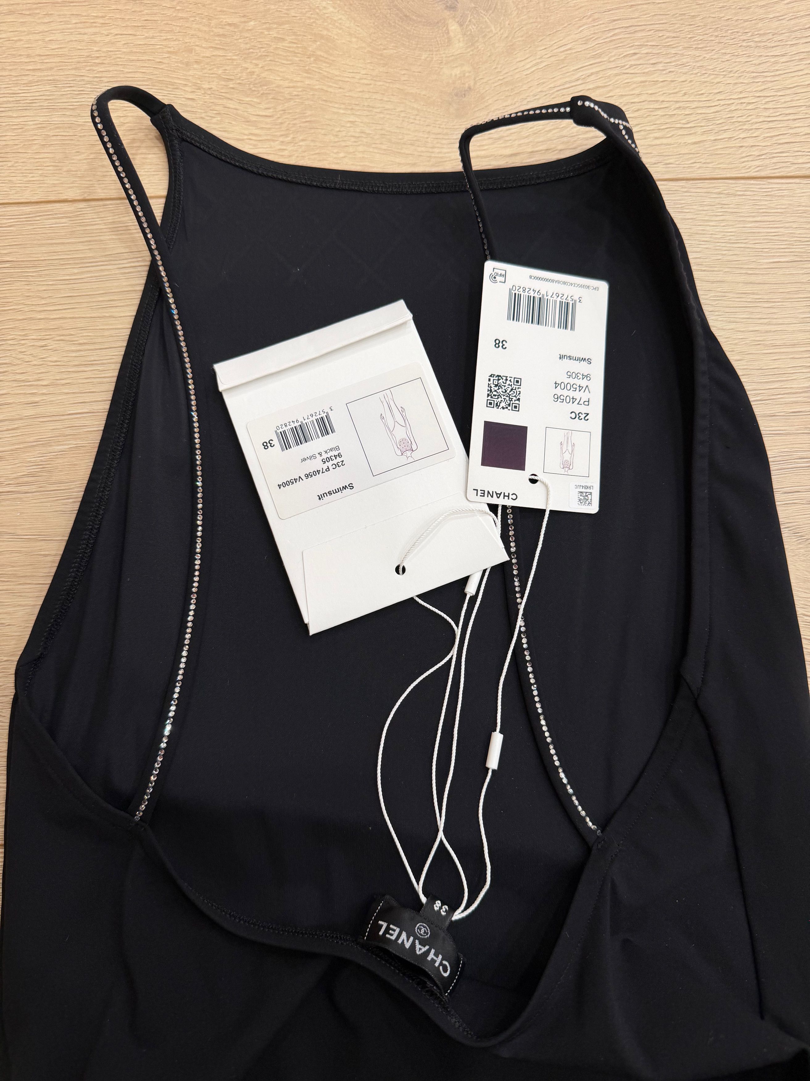 Chanel 23C Silver Crystal CC Logo One Piece Swimsuit Bathingsuit 38 Size XS / US 0-2 / IT 36-38 - 14 Thumbnail