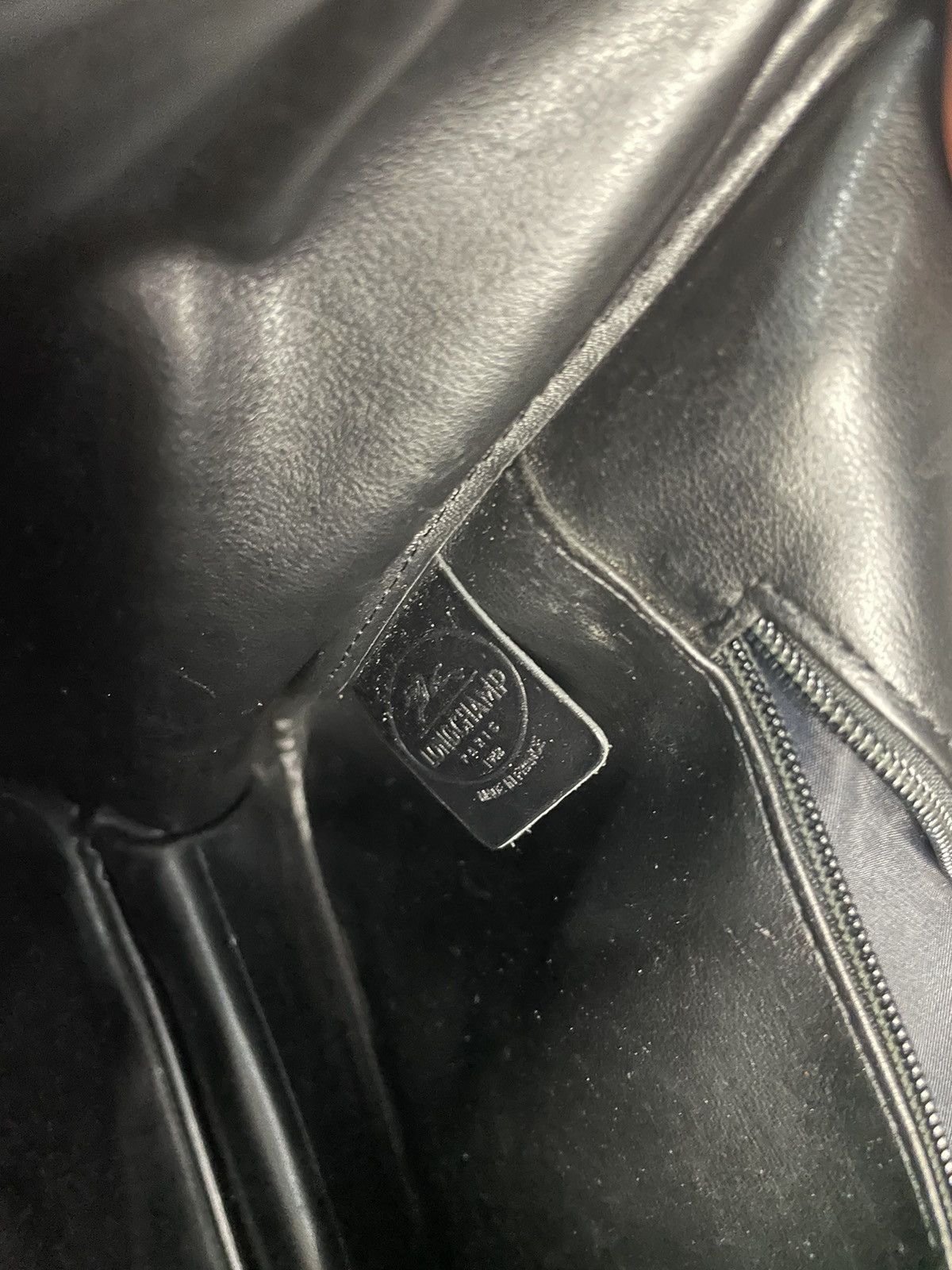 Longchamp LONGCHAMP Large Black Leather Silver Toggle Shoulder Bag EUC Size ONE SIZE - 17 Thumbnail