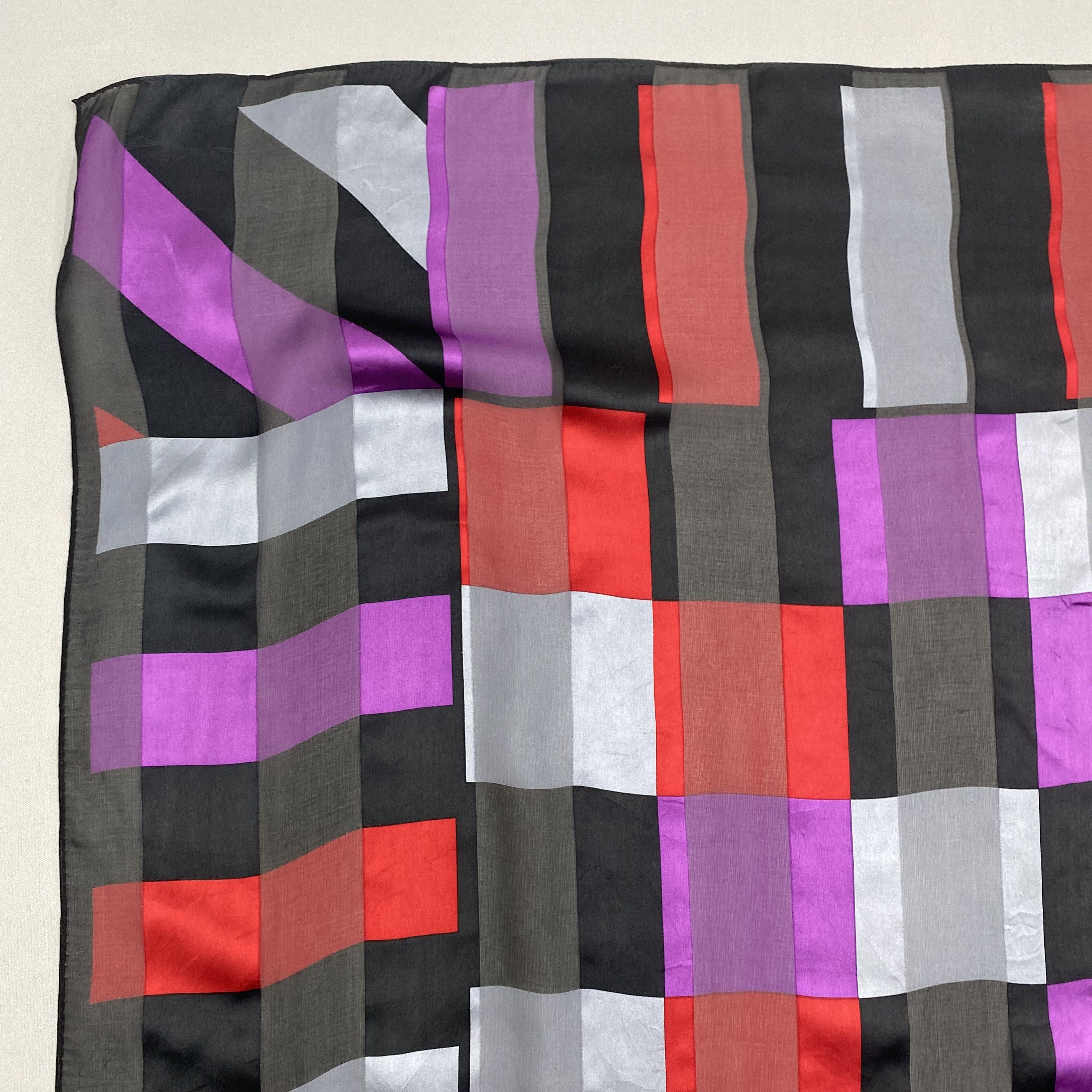Japanese Brand Vintage Geometric Stripes SILK Scarf Twill Wraps Scarves Size ONE SIZE - 7 Thumbnail