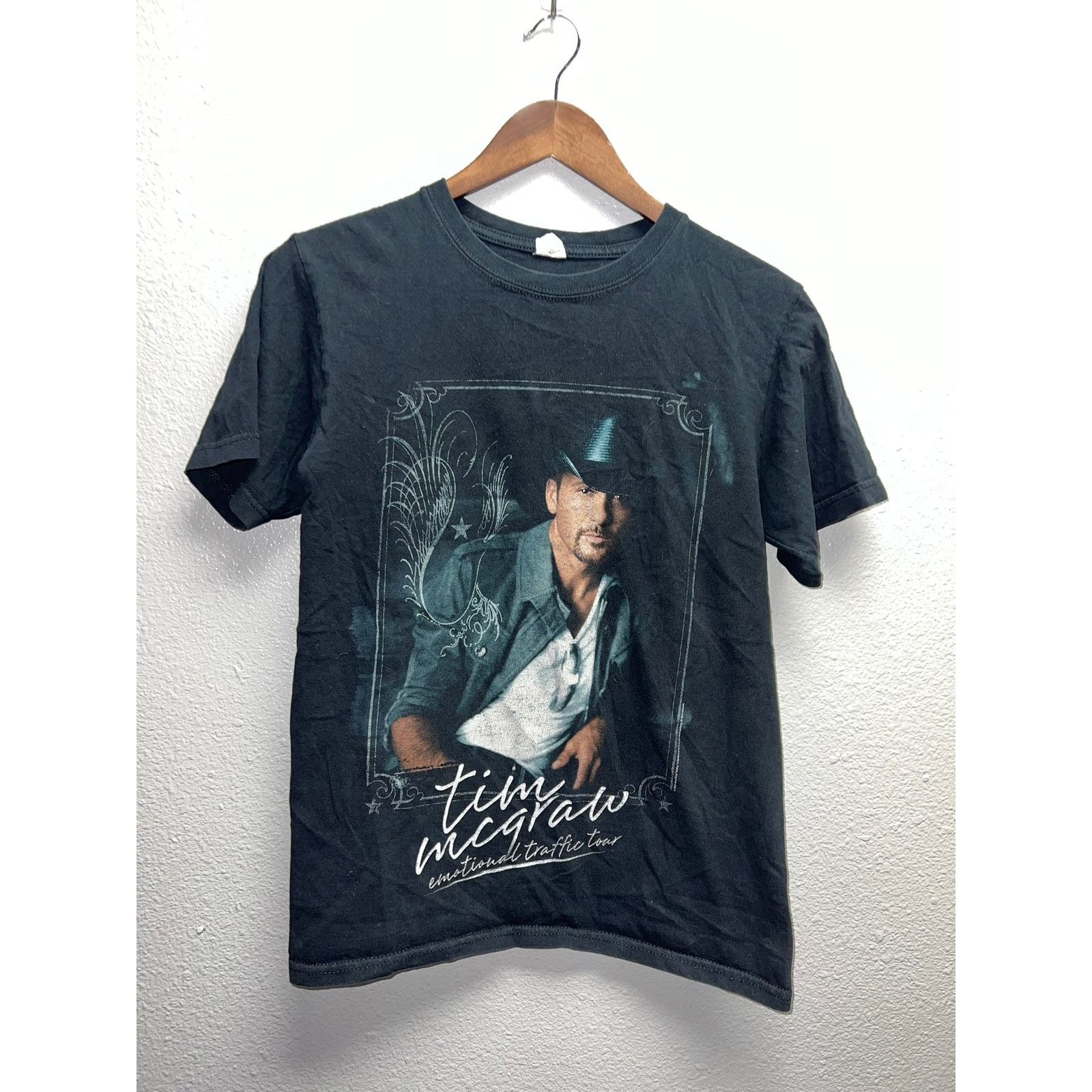 Anvil Tim Mcgraw Shirt Emotional Traffic Tour Concert Country Tee Size US S / EU 44-46 / 1 - 1 Thumbnail