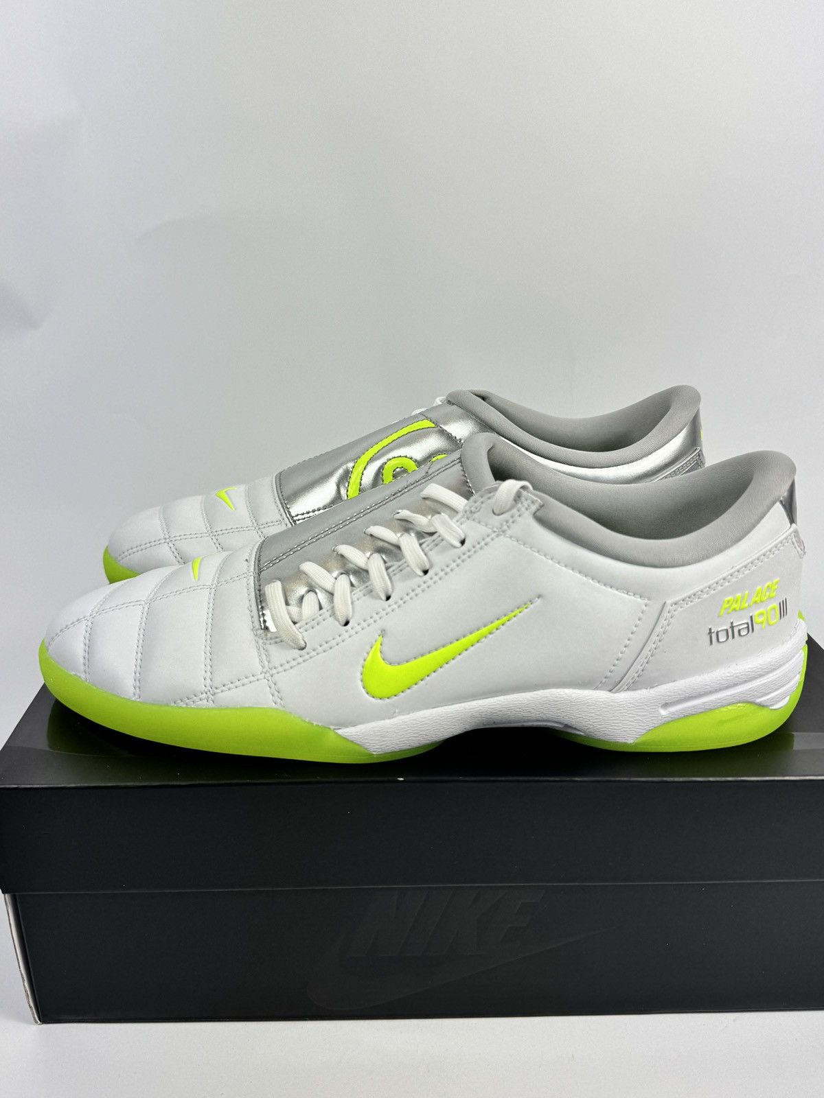 Nike x PALACE T90 SP SNEAKERS Size US 10 / EU 43 - 3 Thumbnail