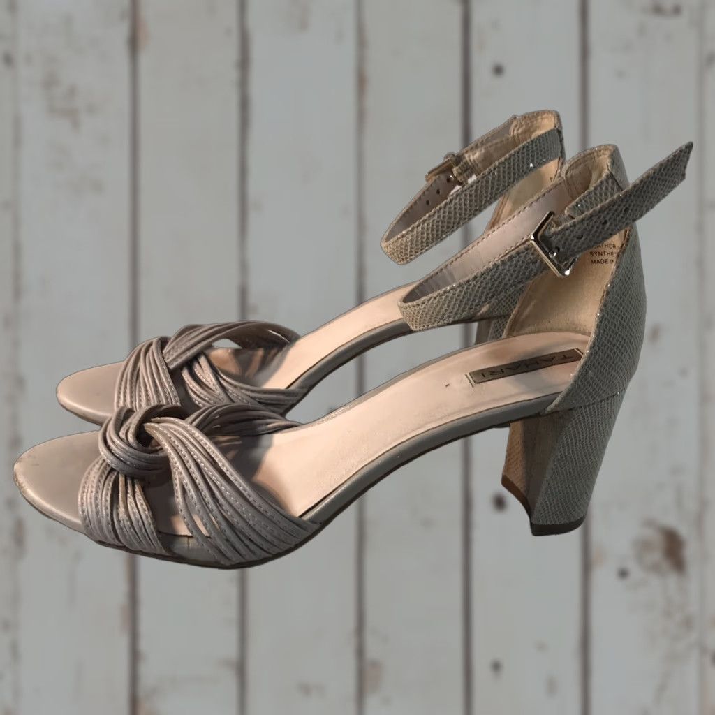 Vintage VINTAGE Tahari Dinara Women’s Block Heel Slingbacks Shoes Size 9M Beige/Stone High Heel 3in Formal Casual Size US 9 / IT 39 - 1 Thumbnail