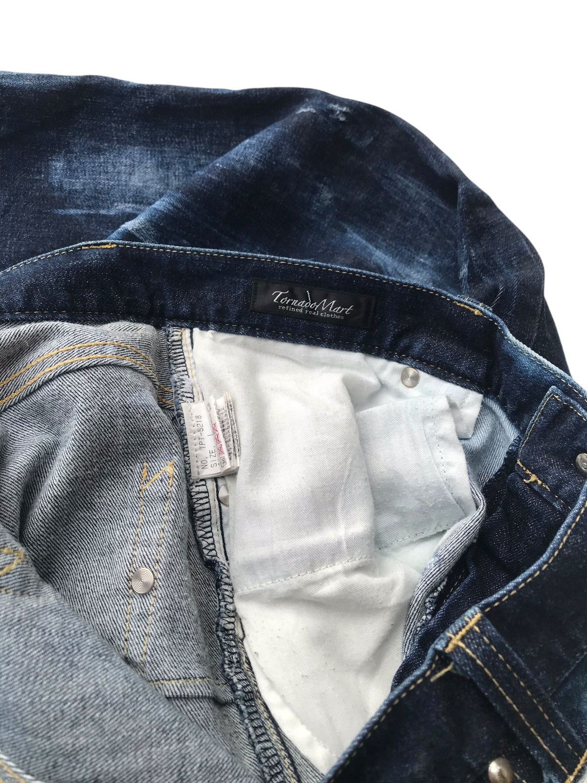 If Six Was Nine Tornado Mart Japan Bleached Distressed Denim Size US 34 / EU 50 - 4 Thumbnail