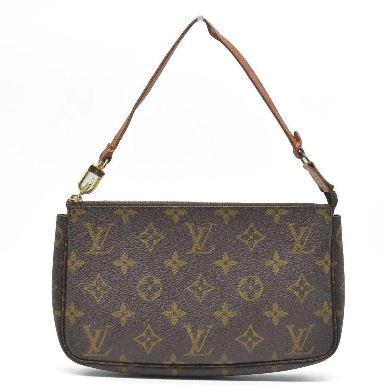 Louis Vuitton Louis Vuitton Monogram Pochette Accessories AR0936 Size ONE SIZE - 8 Thumbnail