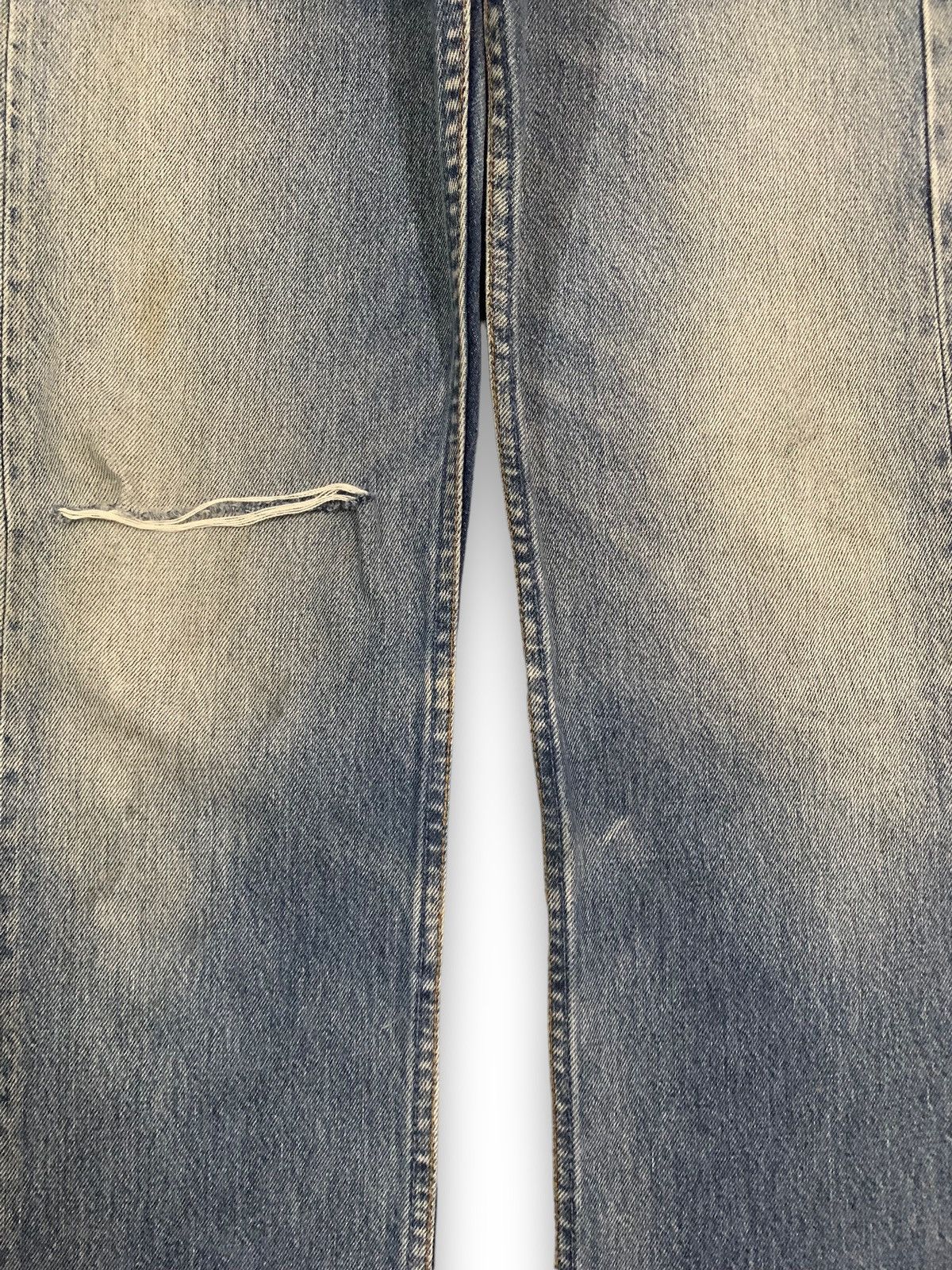 Levi's Vintage 90s Levis 501 Distressed Jeans Stamp Button #501 Size US 28 / EU 44 - 7 Thumbnail