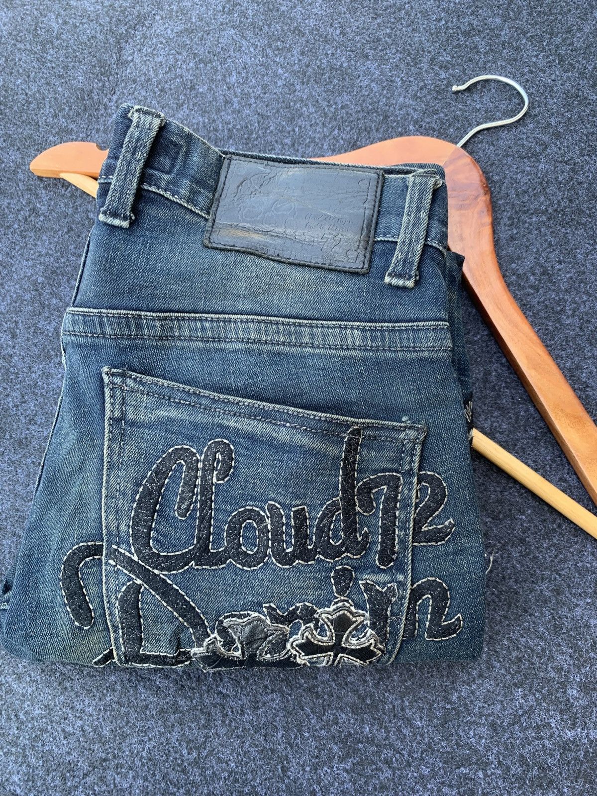 Other Cloud 72 cross symbol like chrome hearts style. Size US 29 - 12 Thumbnail