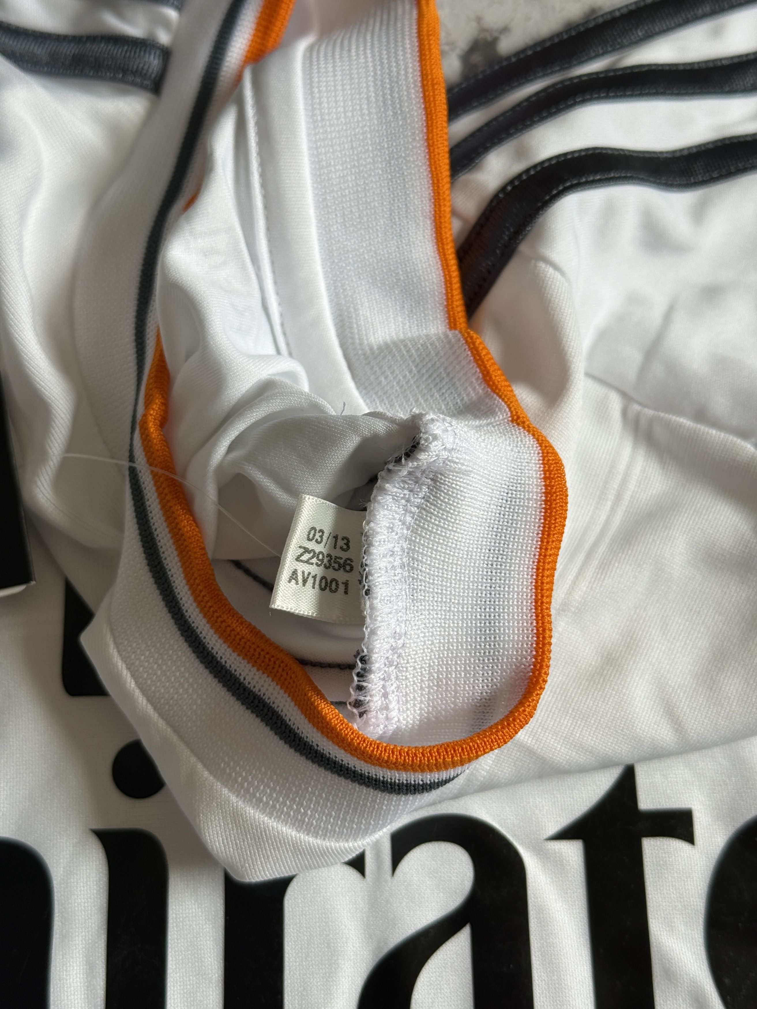 Adidas REAL MADRID 2014 2015 SHIRT JERSEY CAMISETA FOOTBALL sz M Size US M / EU 48-50 / 2 - 6 Thumbnail