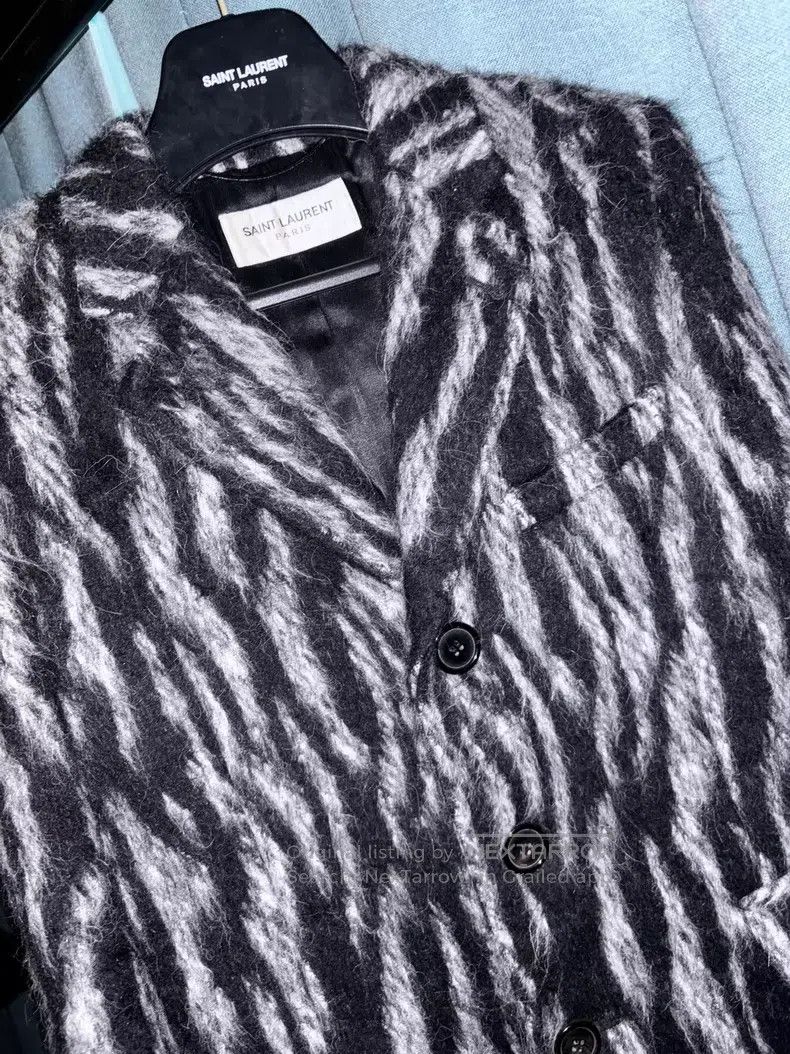 Saint Laurent Paris Saint Laurent Paris Black and grey fur coat Size US S / EU 44-46 / 1 - 3 Thumbnail