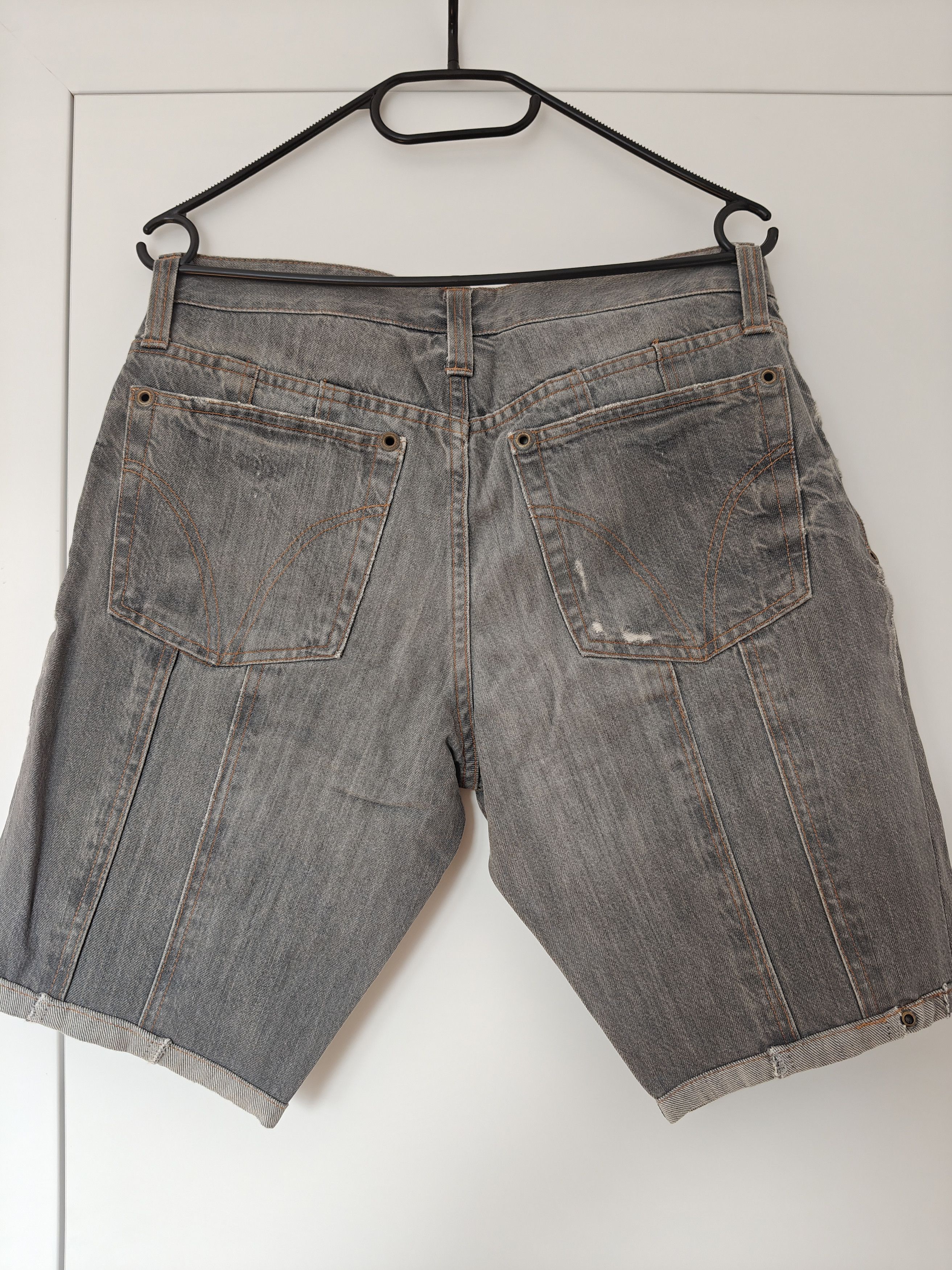 Dolce & Gabbana Dolce & Gabbana distressed denim shorts Size US 30 / EU 46 - 2 Thumbnail