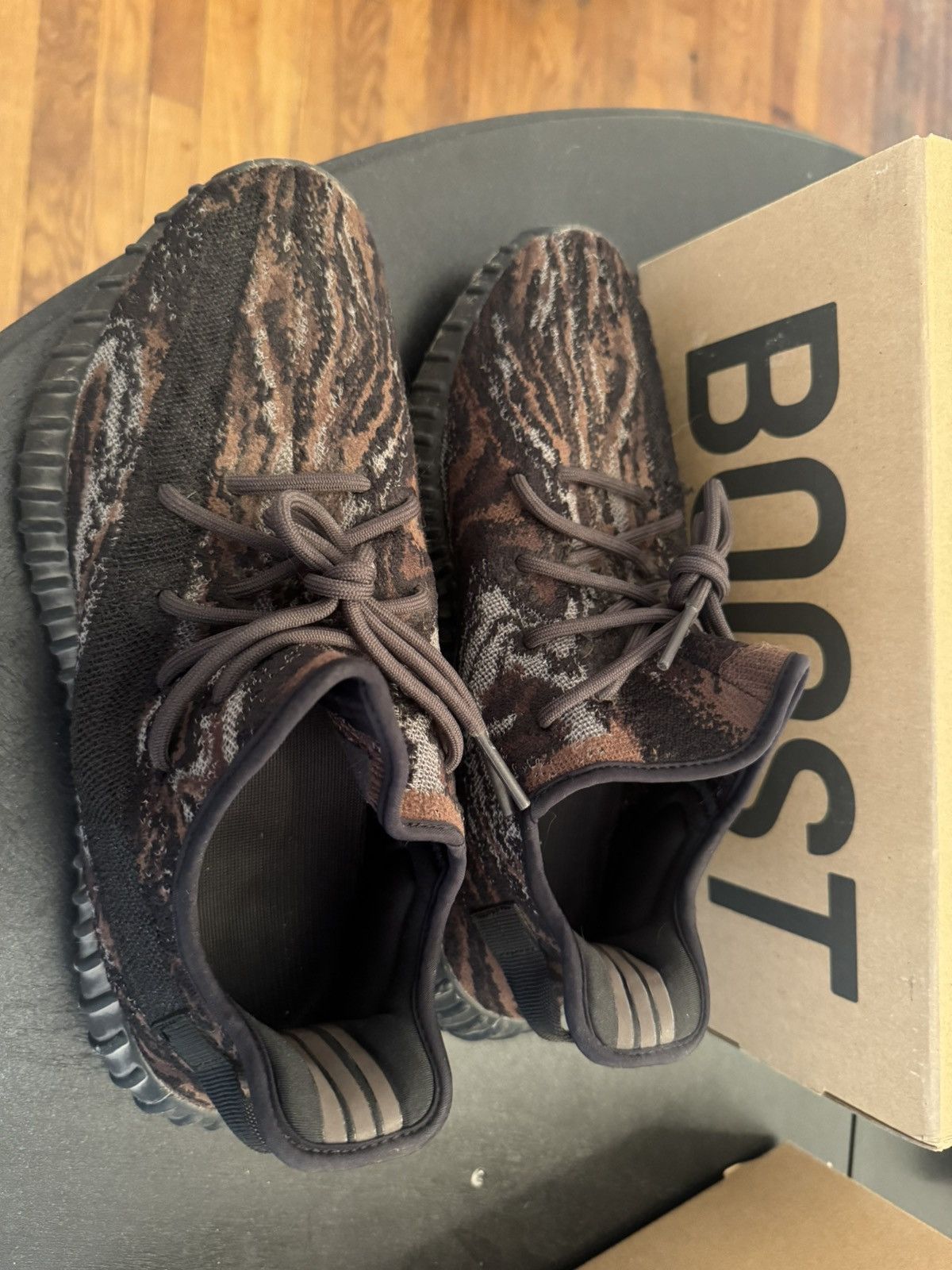 Adidas × Yeezy Yeezy 350 V2 MX Rock Size US 10.5 / EU 43-44 - 4 Thumbnail