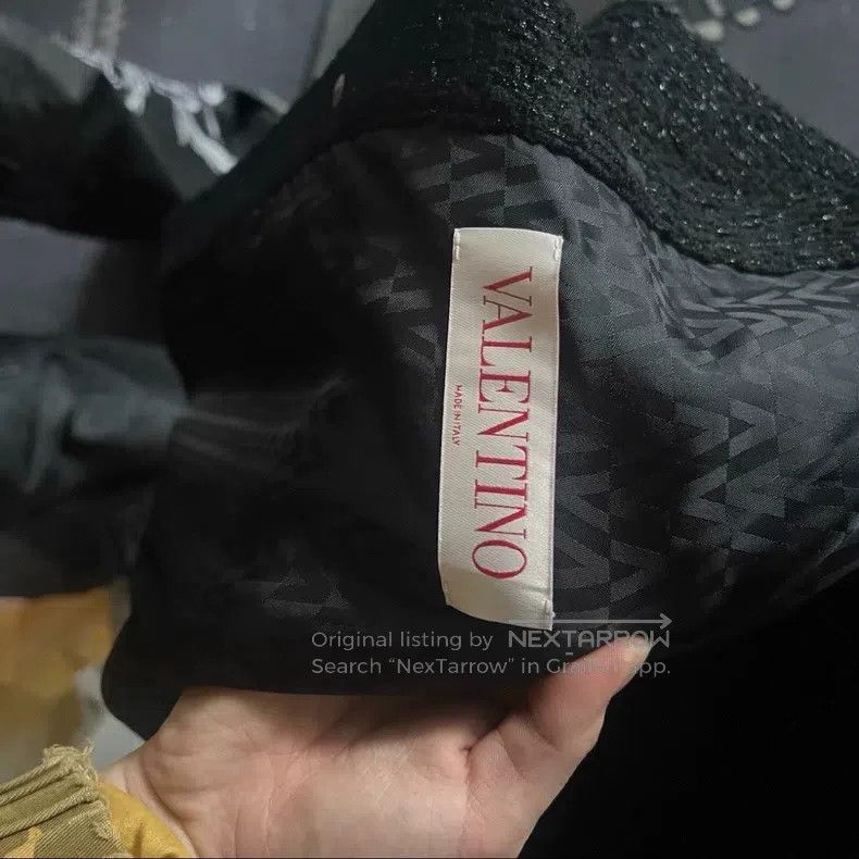Valentino Valentino Black sequined coat Size US L / EU 52-54 / 3 - 4 Thumbnail