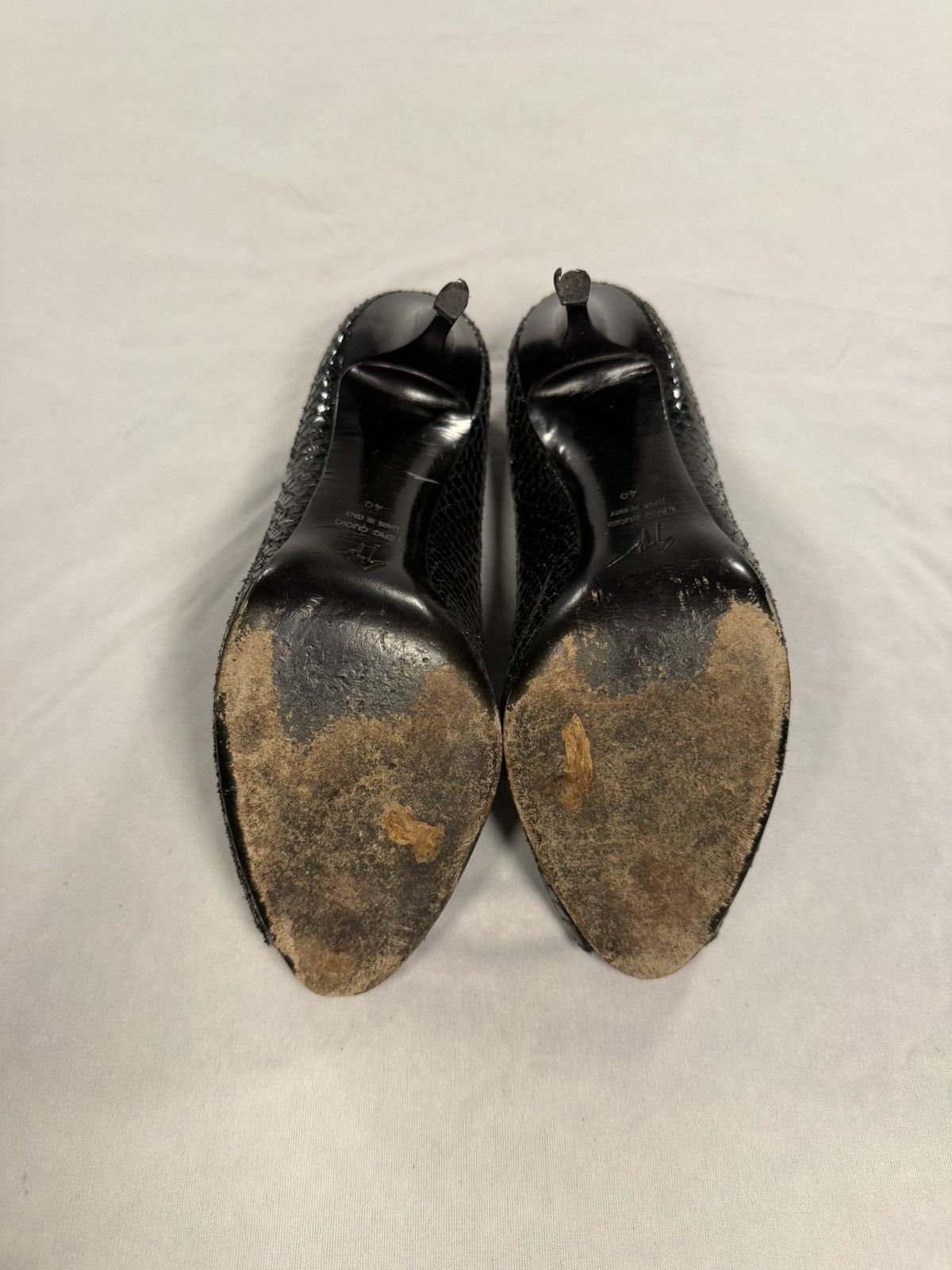 Giuseppe Zanotti Giuseppe Zanotti Black Snake Print Peep Toe Heels Size 40 EU Size US 9.5 / IT 39.5 - 7 Thumbnail