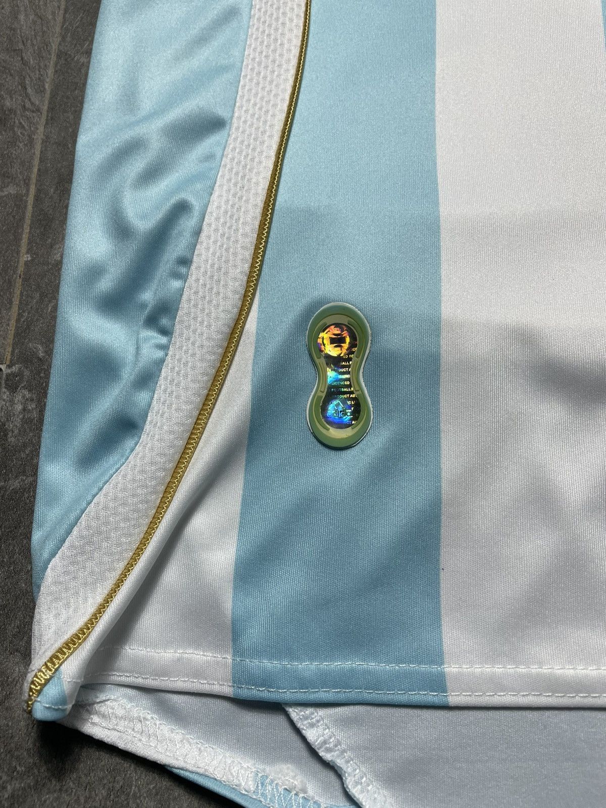 Adidas Adidas Argentina 2006 Home World Cup Vintage Soccer Jersey Size US L / EU 52-54 / 3 - 6 Thumbnail