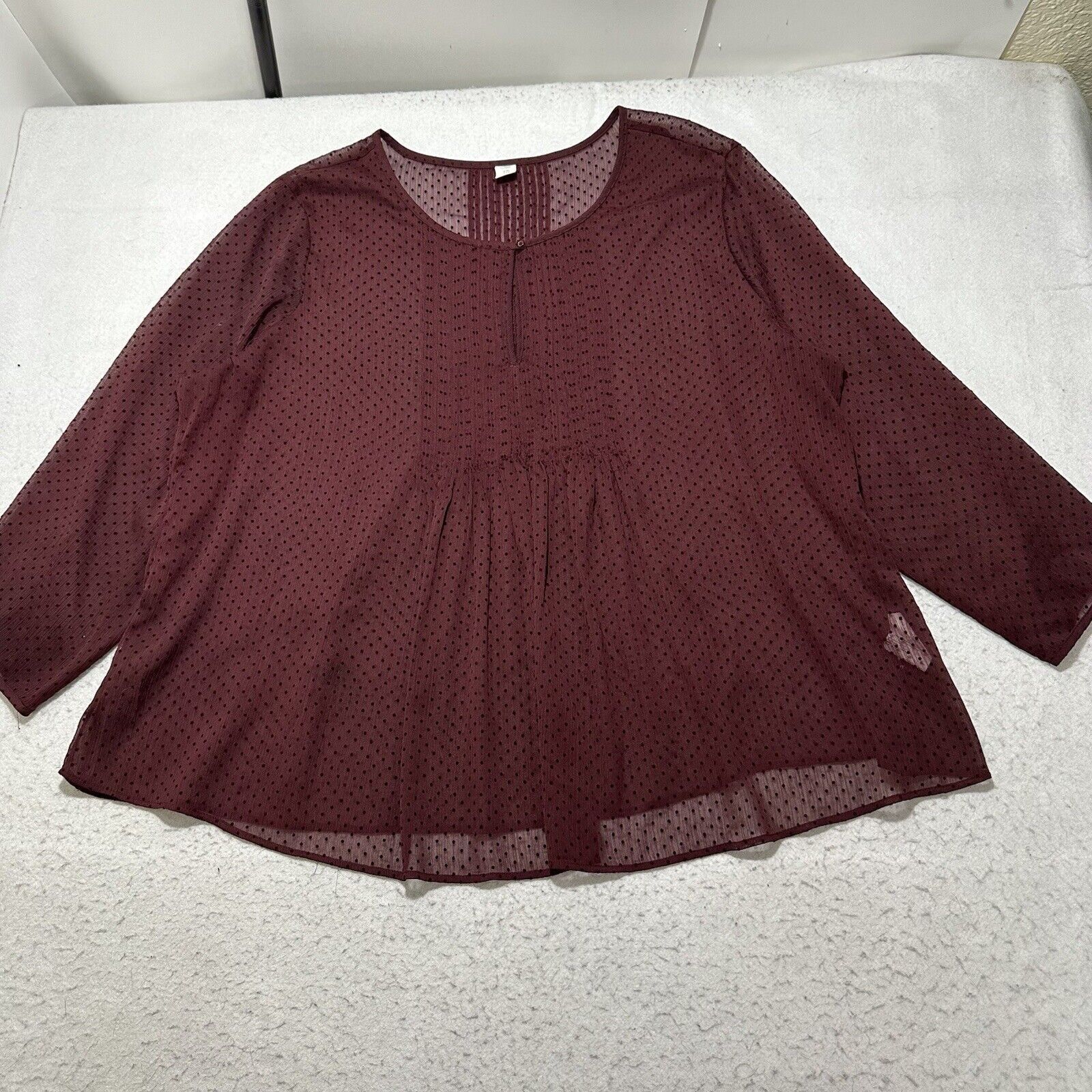 Old Navy Old Navy XXL Relaxed Crepe Burgundy Polka Dot Sheer Blouse Size XXL / US 16-18 / IT 52-54 - 1 Thumbnail