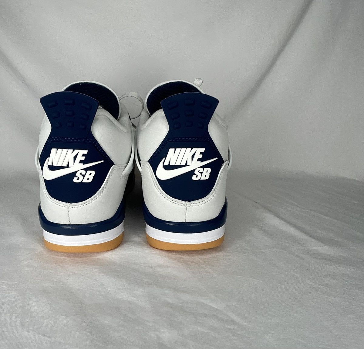 Nike Air Jordan 4 x Nike SB Navy Blue B-Grade Size US 6 / EU 39 - 3 Thumbnail