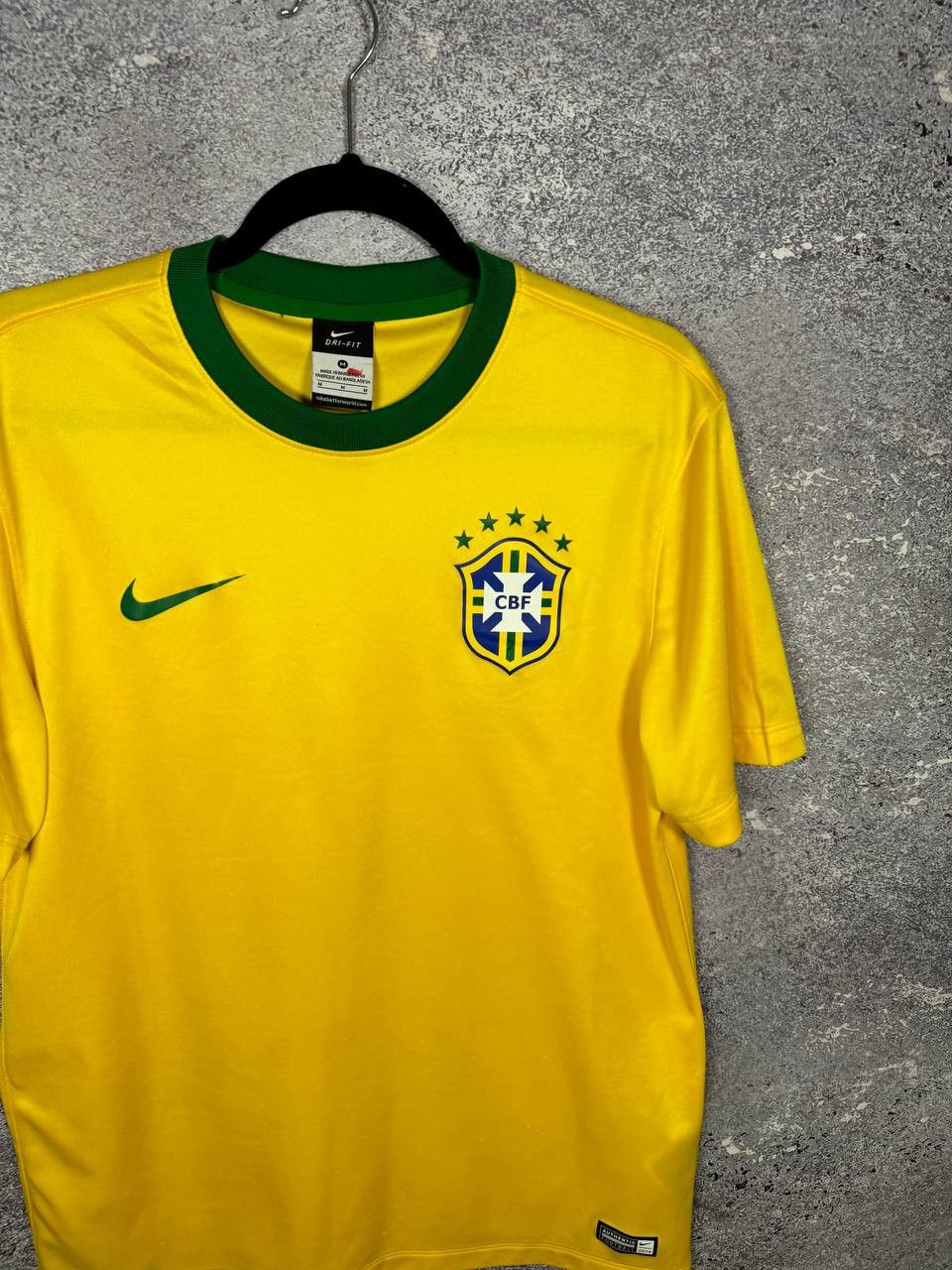 Nike Brazil National Team 2014 Nike Soccer Jersey Medium Size US M / EU 48-50 / 2 - 2 Thumbnail