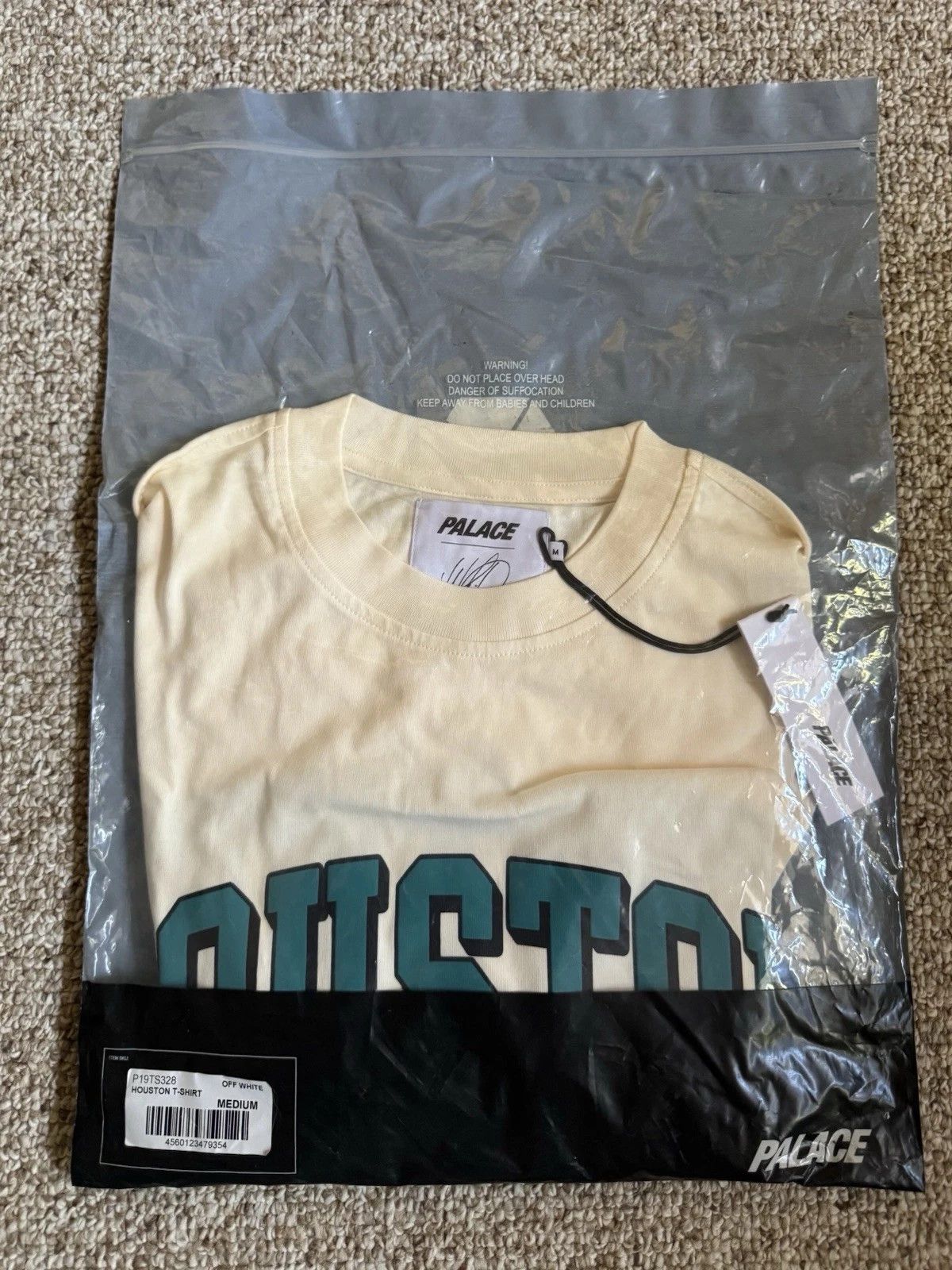 Palace Palace x Whitney Houston Tee - Off White Size Medium NWT Size US M / EU 48-50 / 2 - 4 Thumbnail