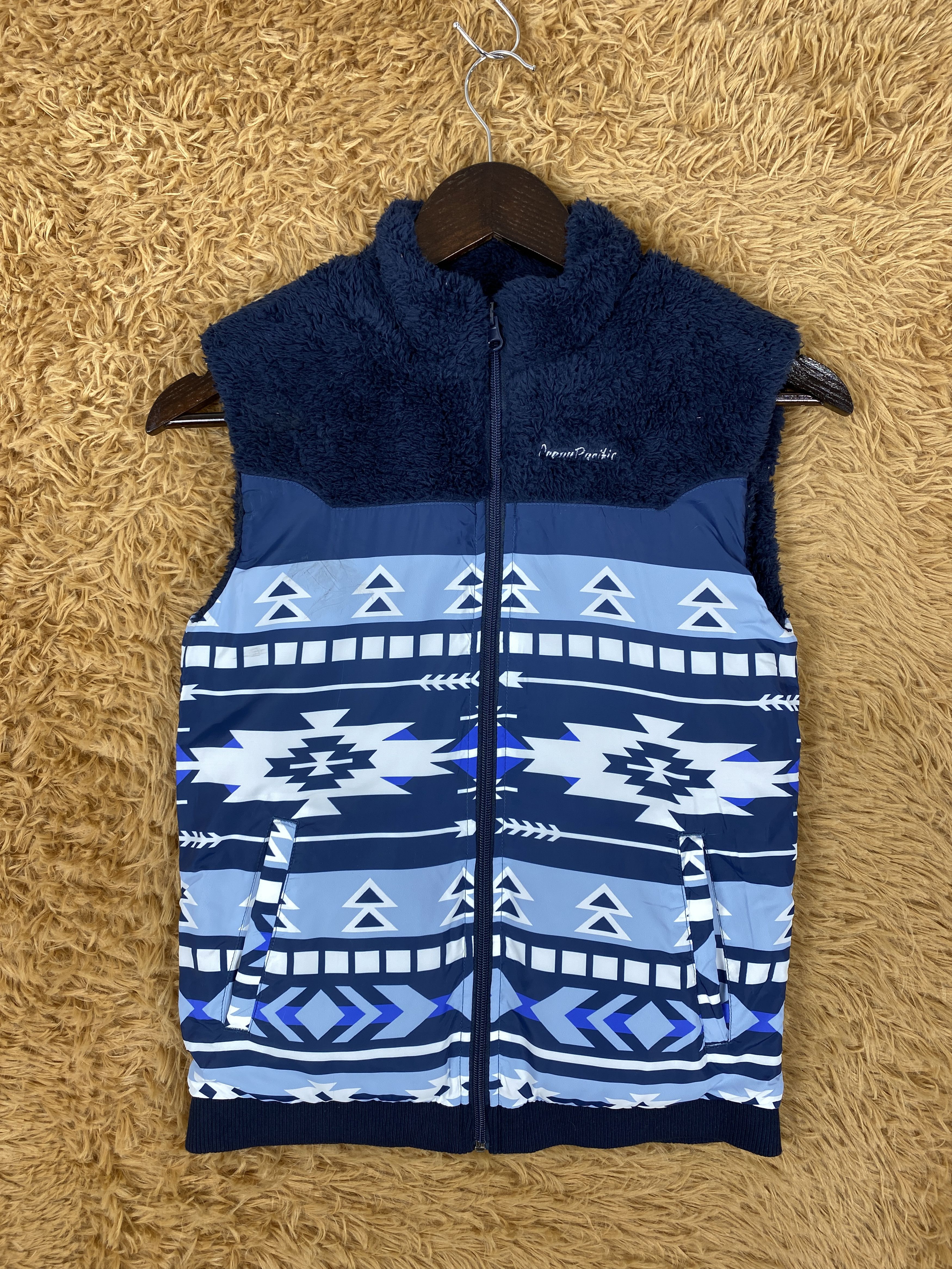 Native Vintage Ocean Pacific Reversible Fleece Vest Size US S / EU 44-46 / 1 - 1 Thumbnail