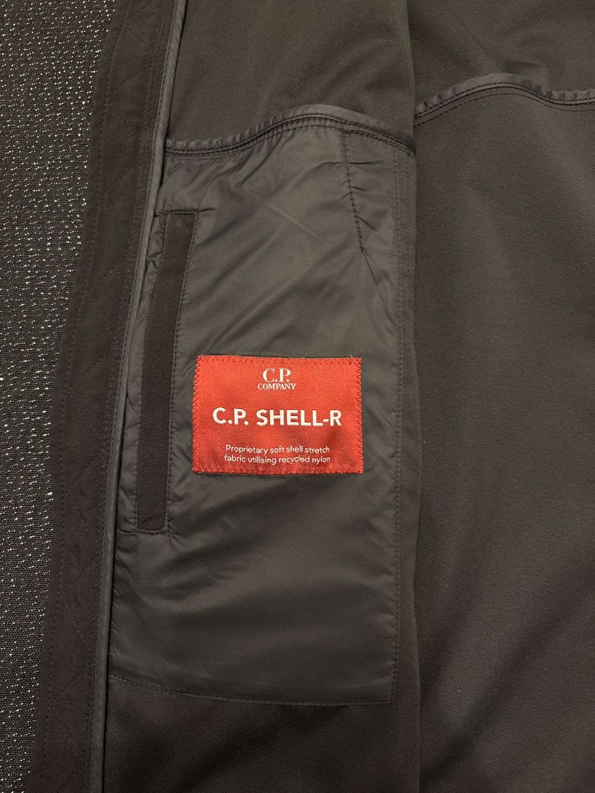 C.P. Company C.P. SHELL-R GOGGLE JACKET Size US S / EU 44-46 / 1 - 7 Thumbnail