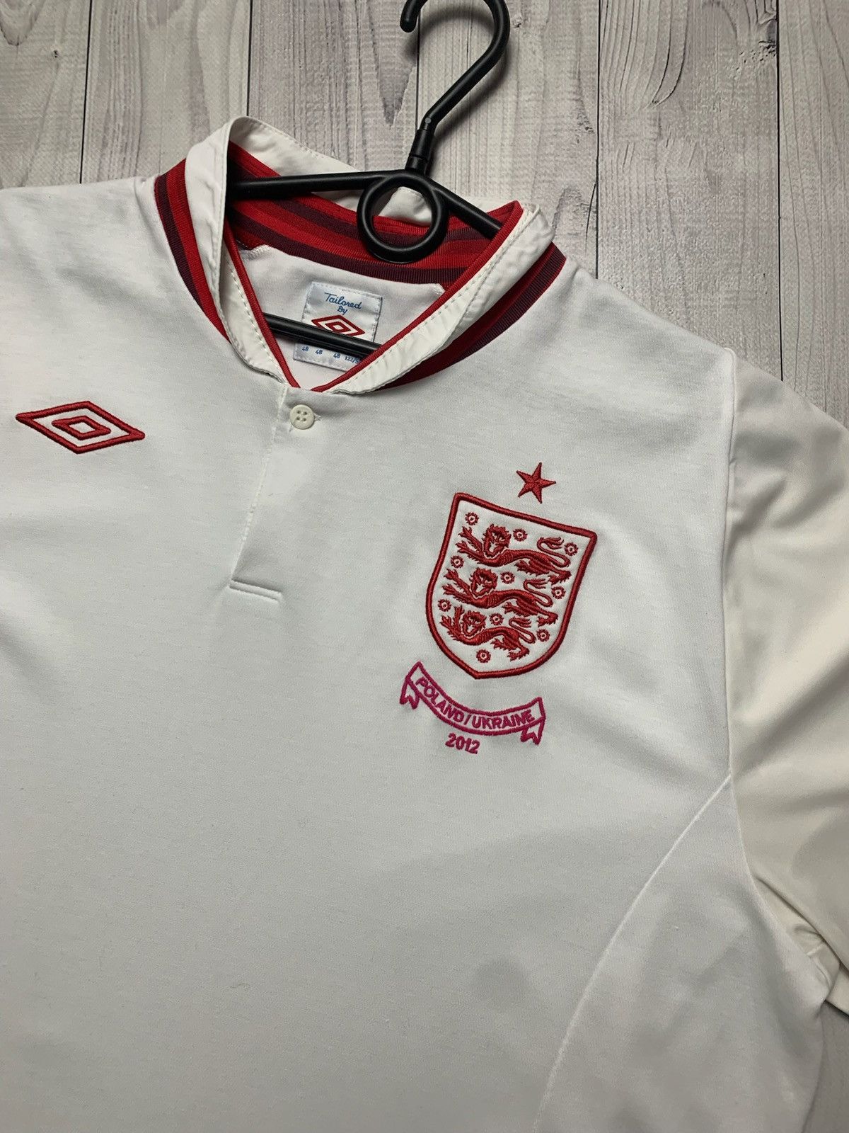 Umbro × Vintage Vintage Umbro England soccer jersey size L Poland Ukraine Size US L / EU 52-54 / 3 - 2 Thumbnail