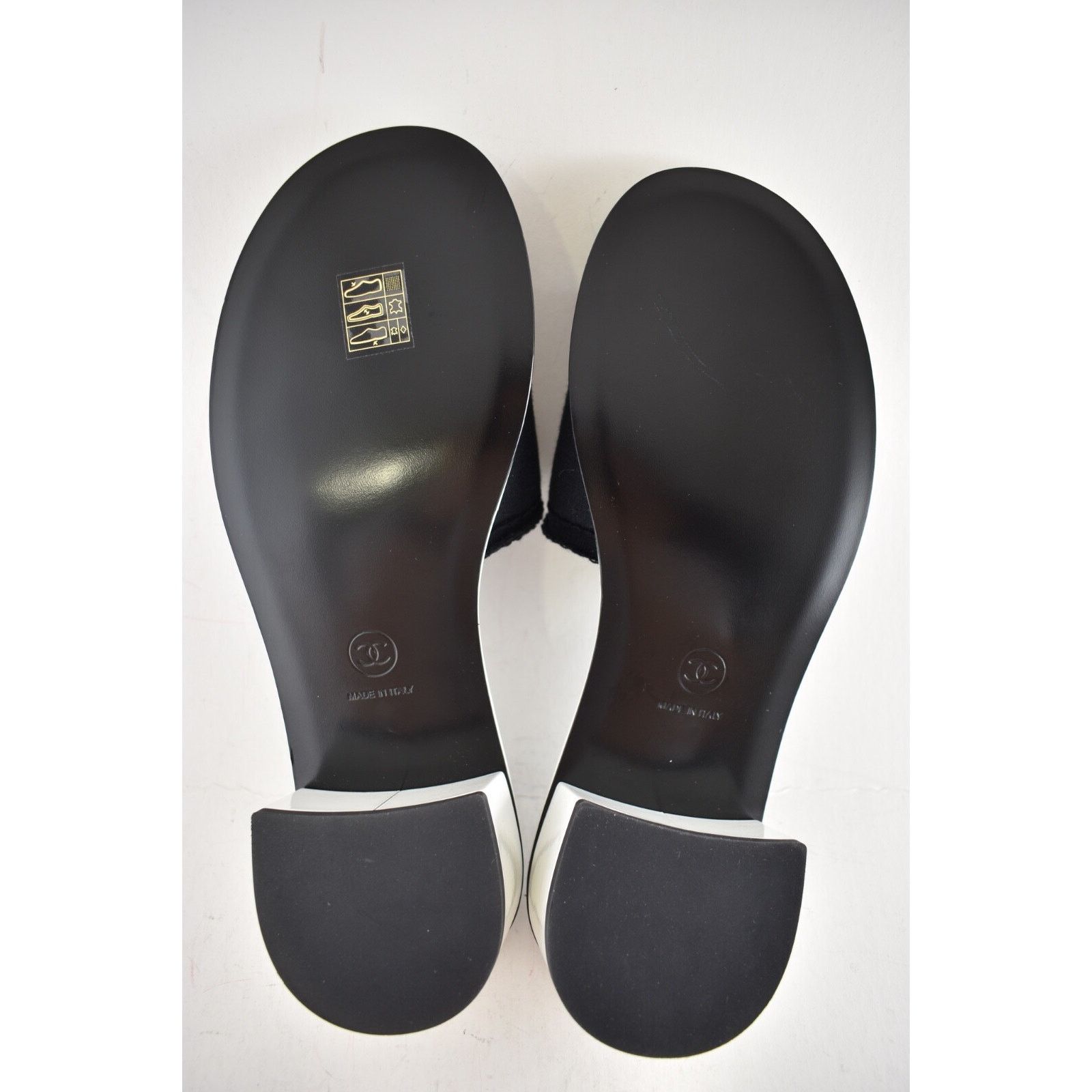 Chanel Chanel 24C Black White CHA NEL Letter Logo Mule Slide Size US 11 / IT 41 - 15 Thumbnail